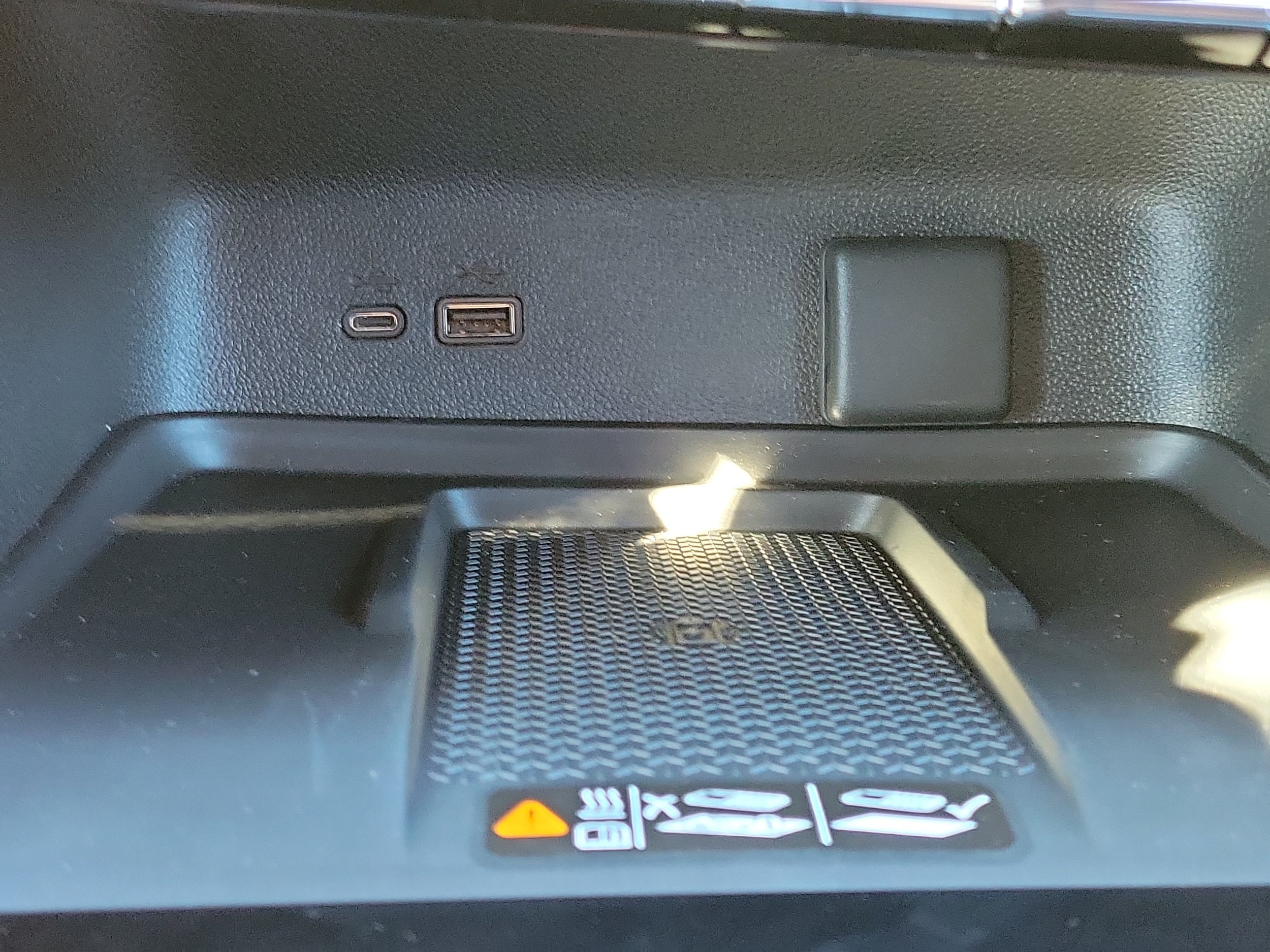 2027 Chevrolet Traverse LT - Photo 22