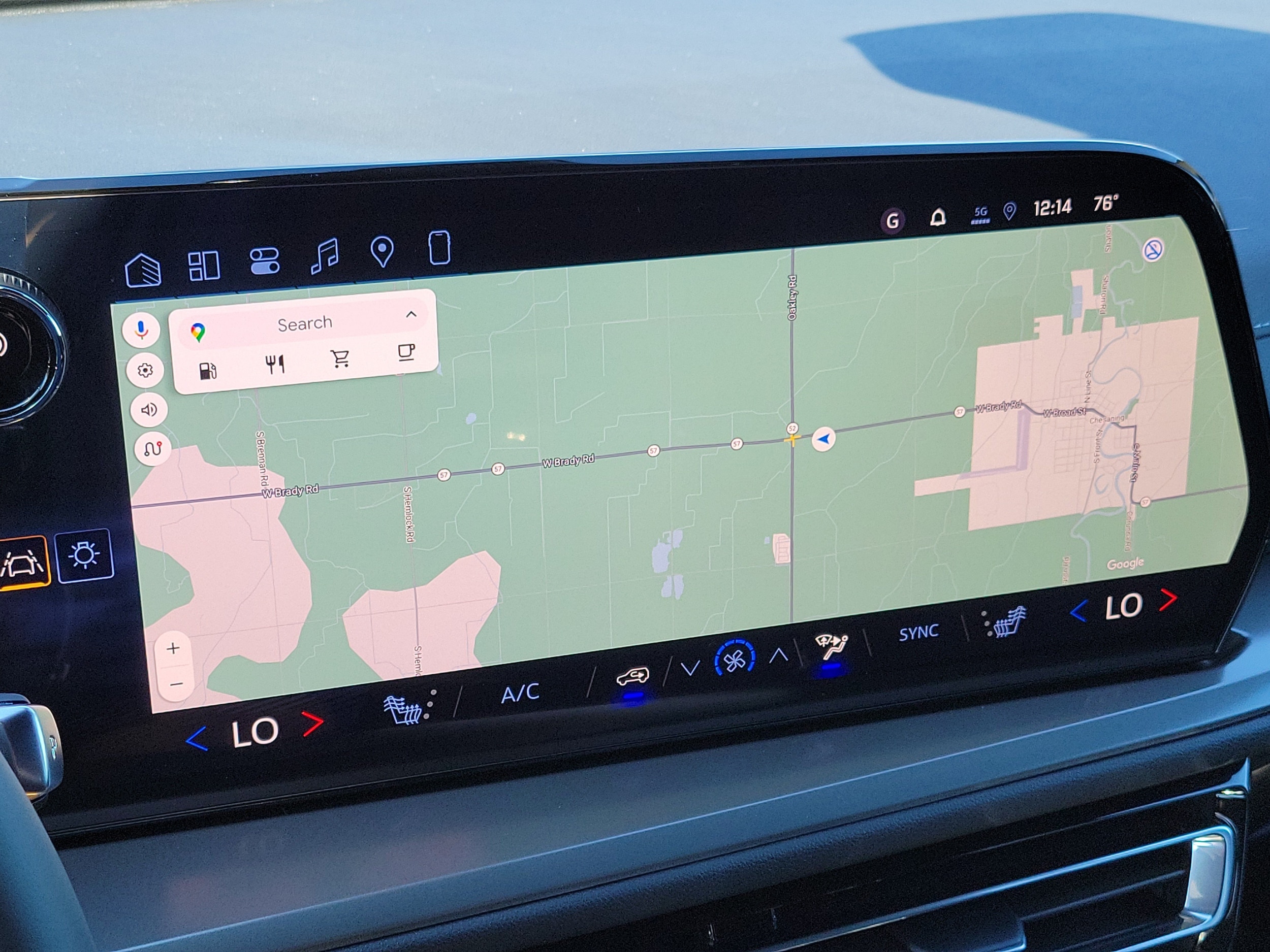 2027 Chevrolet Traverse LT - Photo 17