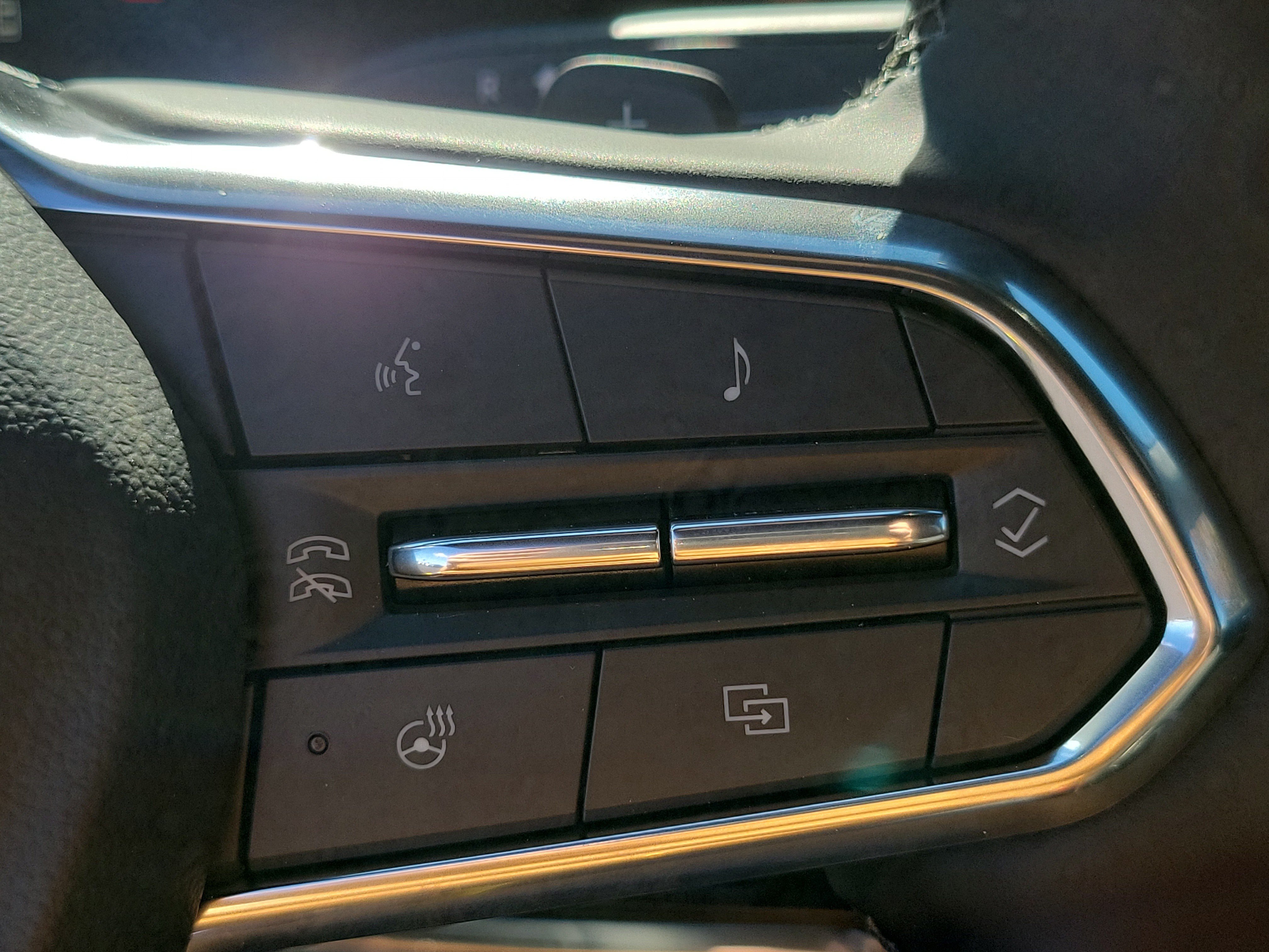 2027 Chevrolet Equinox LT - Photo 16