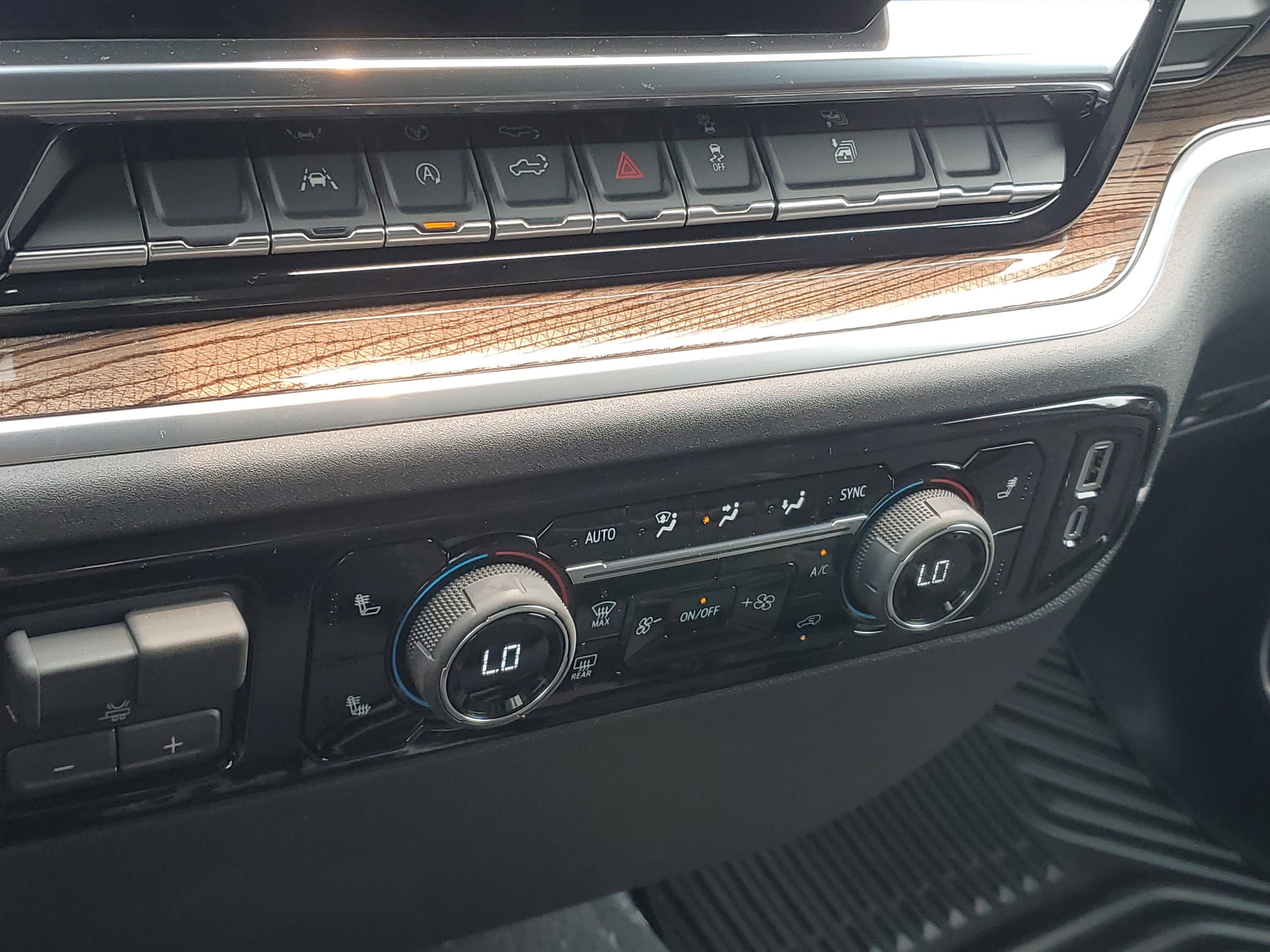 2026 Chevrolet Silverado 1500 LT - Photo 16