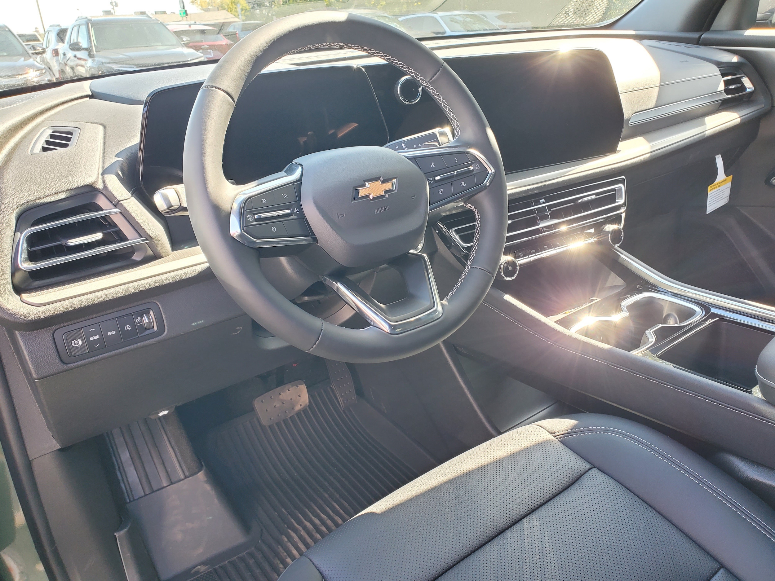 2027 Chevrolet Traverse LT - Photo 7