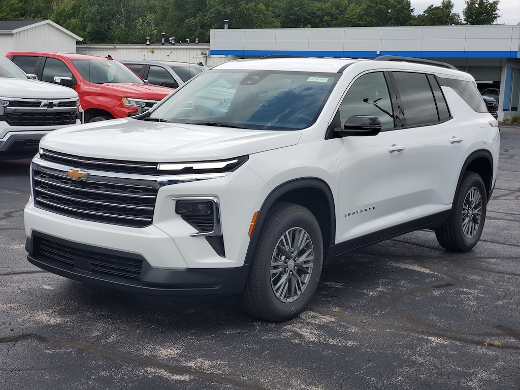 New 2027 Chevrolet Traverse LT SUV