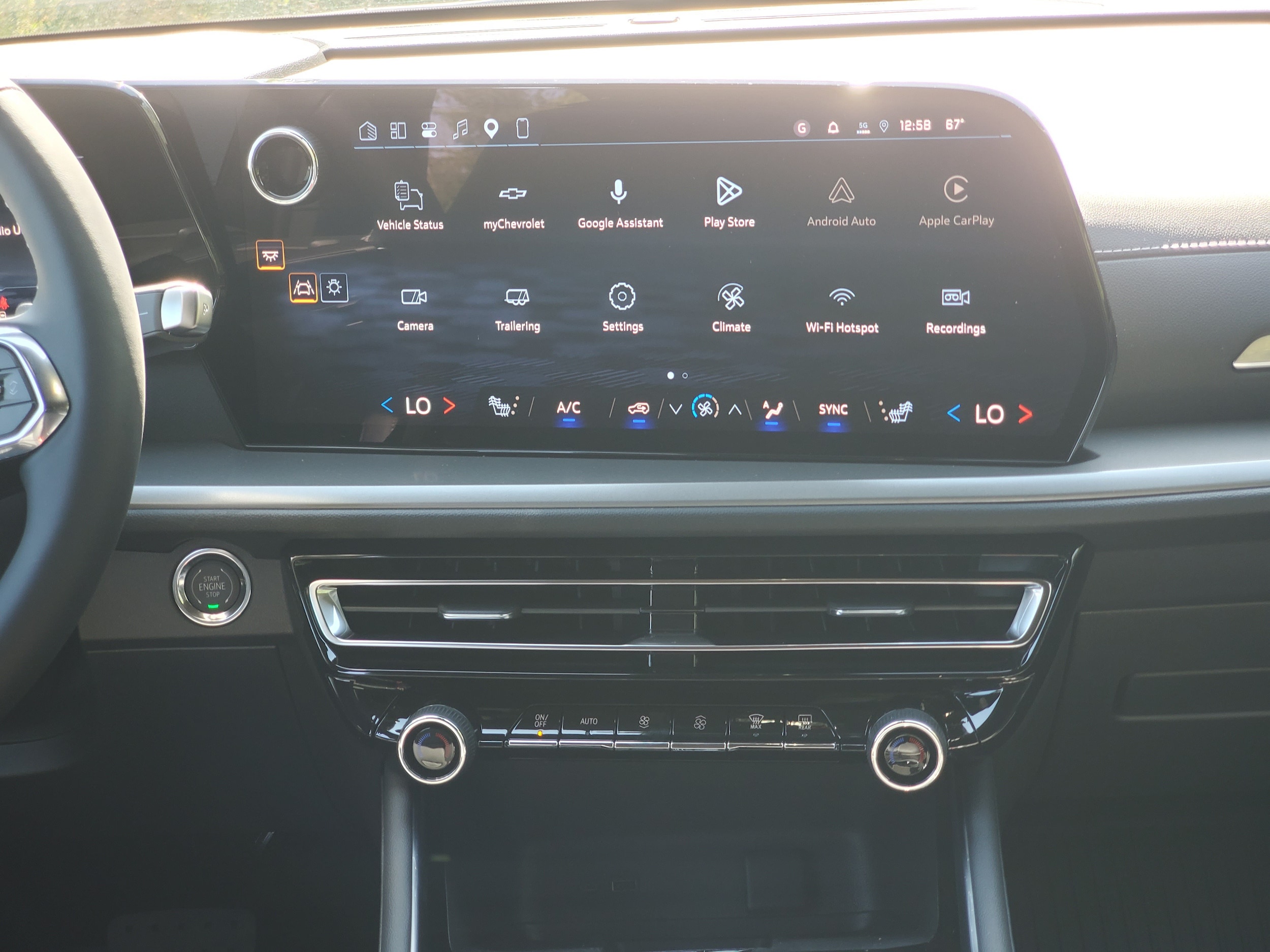 2027 Chevrolet Traverse LT - Photo 21
