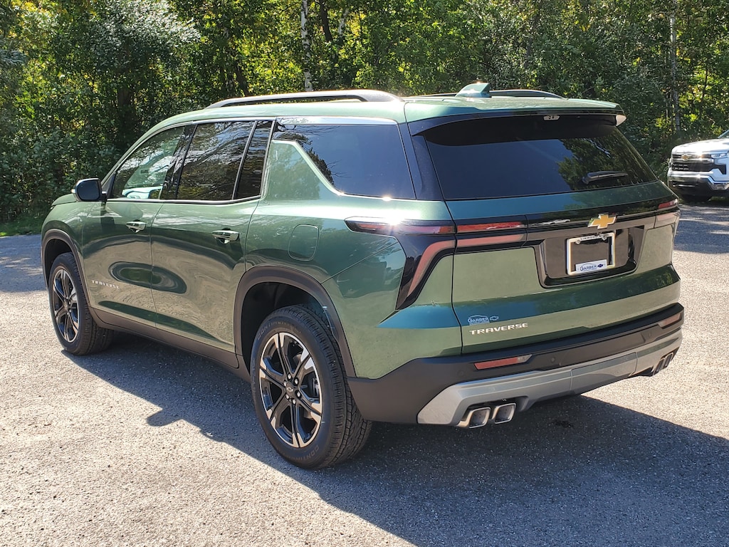 New 2027 Chevrolet Traverse LT SUV