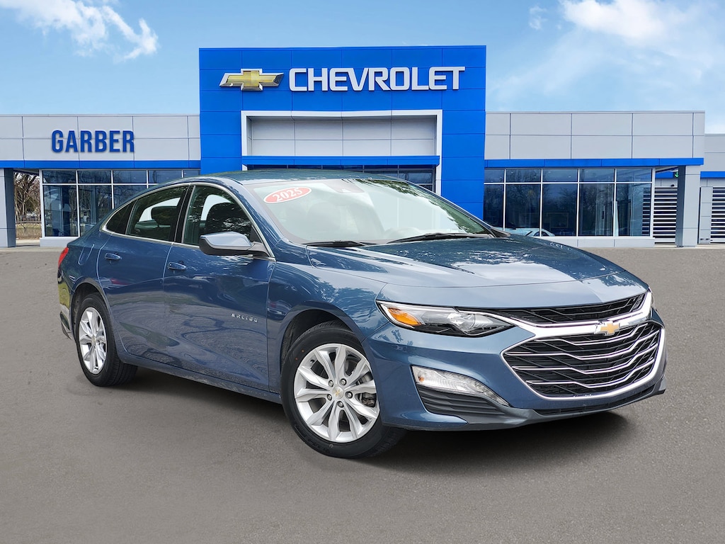 Used 2025 Chevrolet Malibu 1LT Car