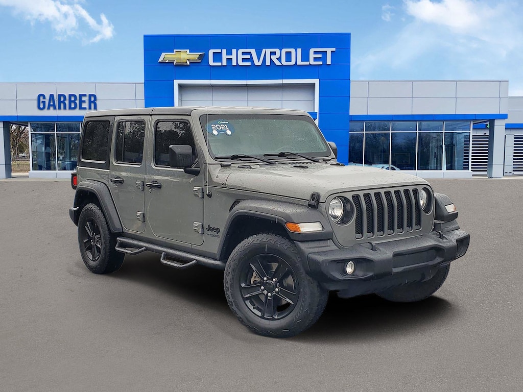 Used 2021 Jeep Wrangler Unlimited Sport Altitude 4x4 SUV