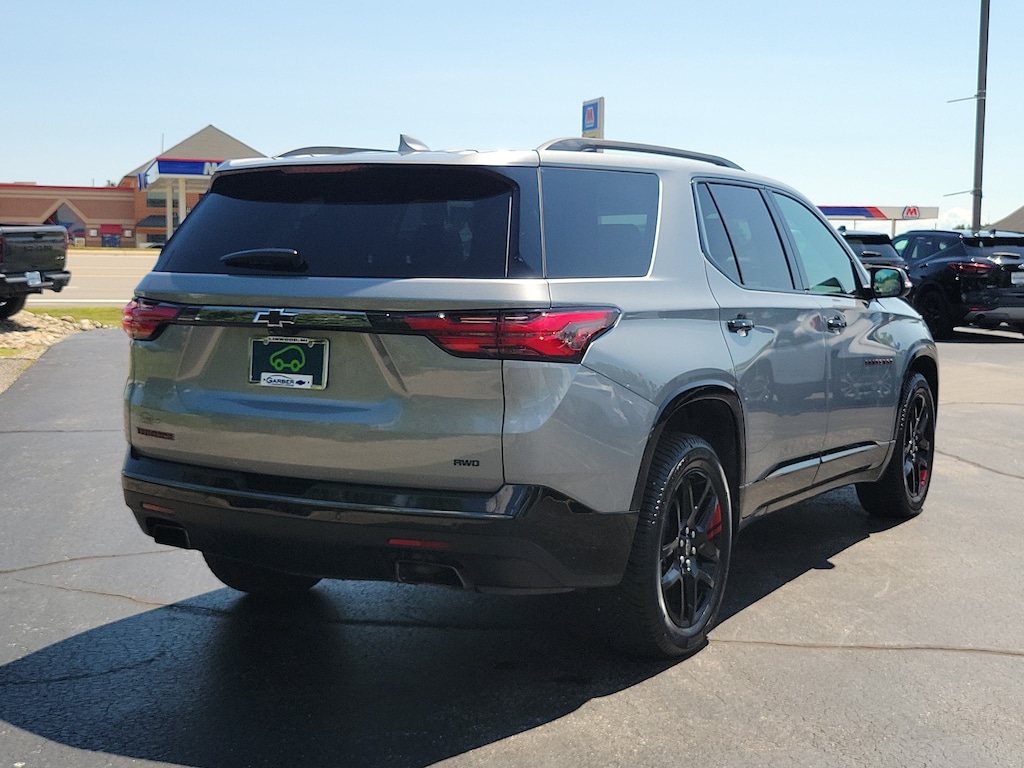 Used 2023 Chevrolet Traverse Premier SUV