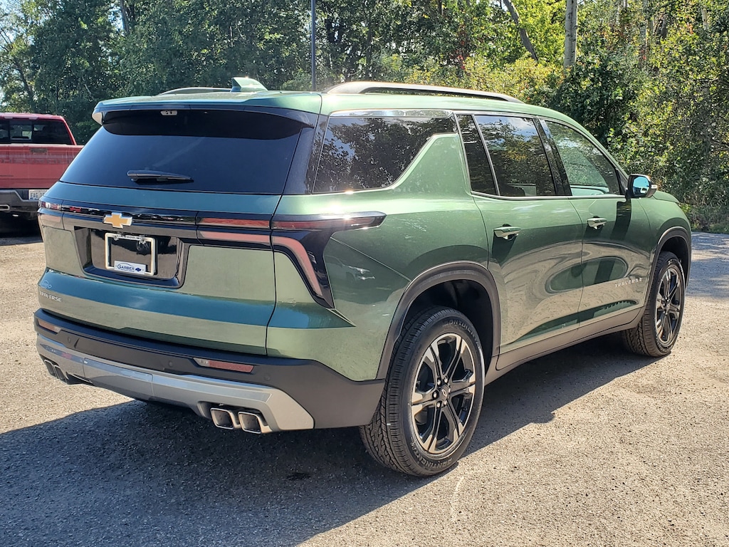New 2027 Chevrolet Traverse LT SUV