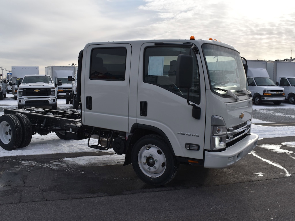 New 2025 Chevrolet Low Cab Forward 4500 HG 1WT Truck