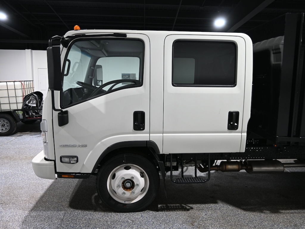 New 2025 Chevrolet Low Cab Forward 4500 HG 1WT Truck