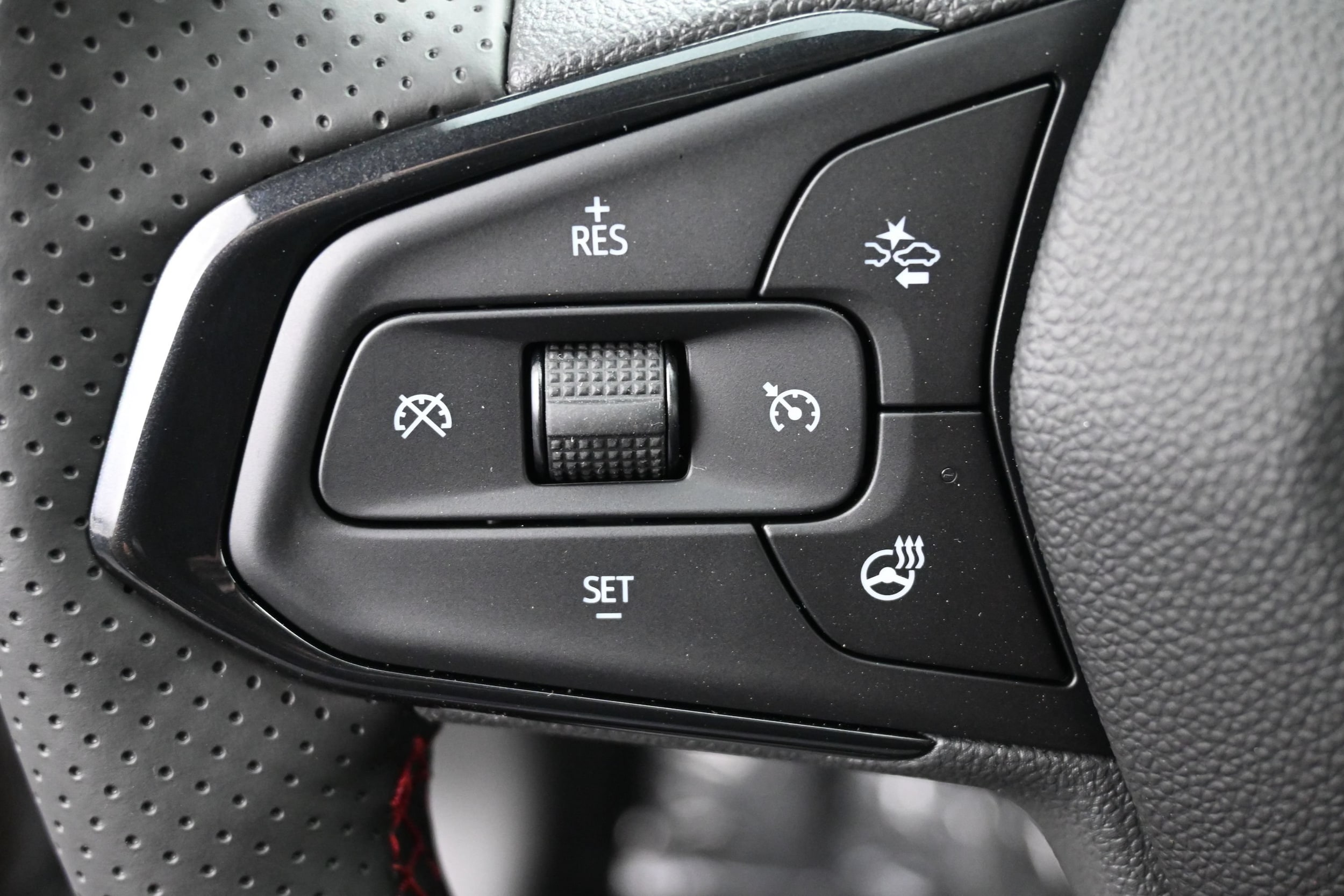 2026 Chevrolet Trax RS - Photo 26