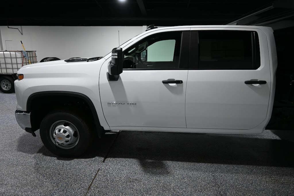 New 2026 Chevrolet Silverado 3500 HD Chassis Cab Work Truck Truck