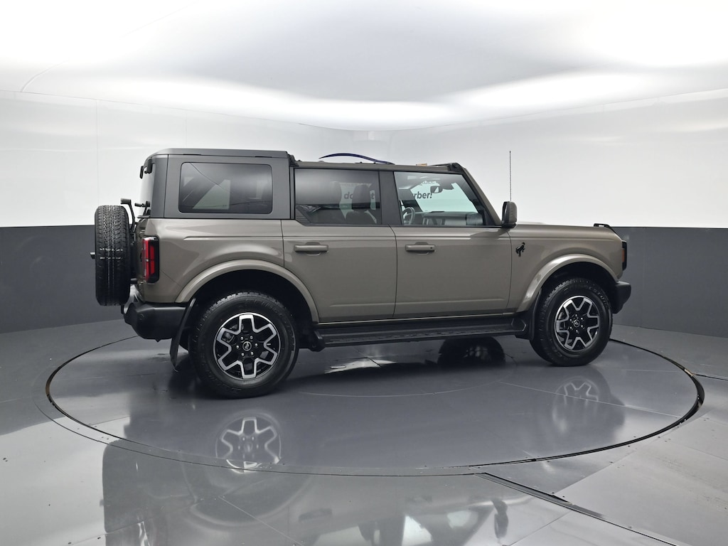 Used 2025 Ford Bronco Outer Banks SUV