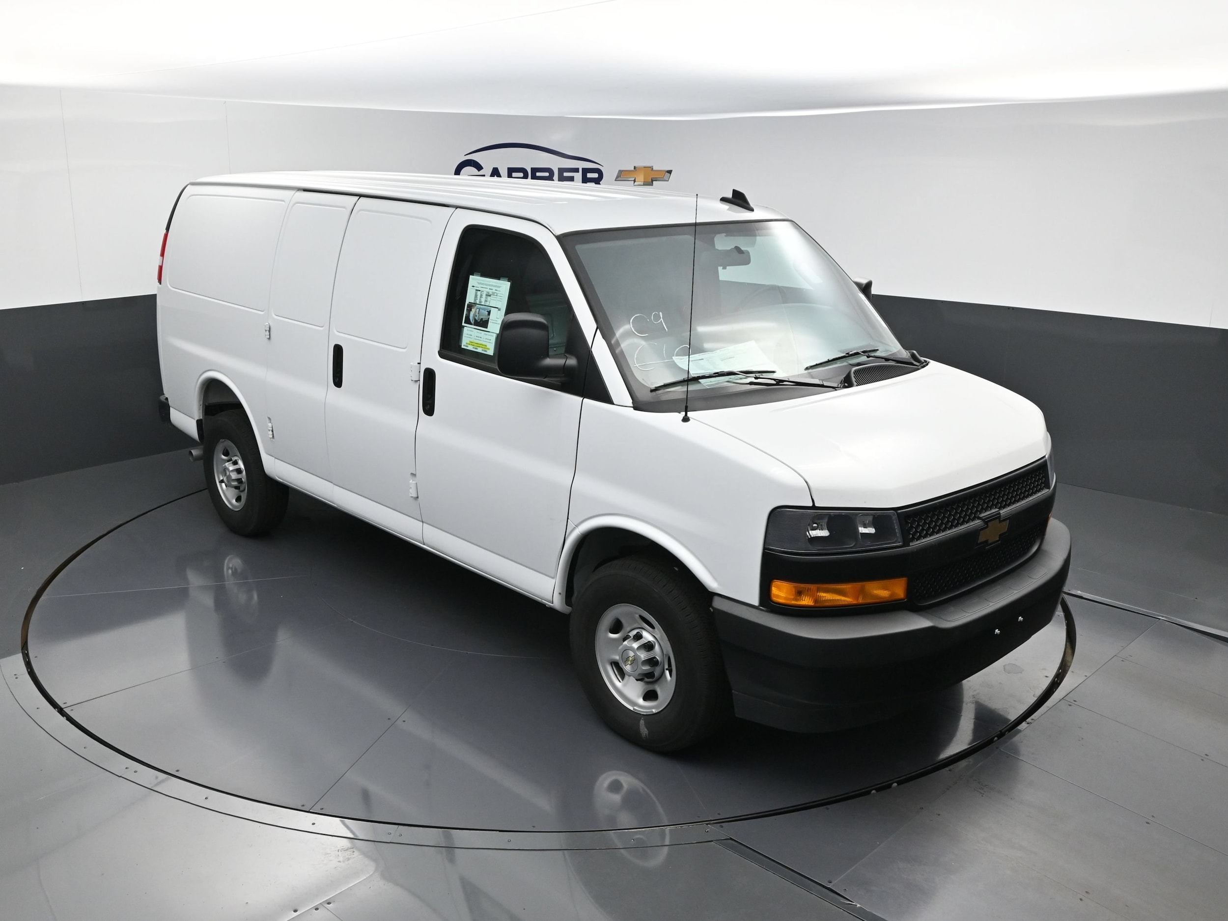 2025 Chevrolet Express Cargo