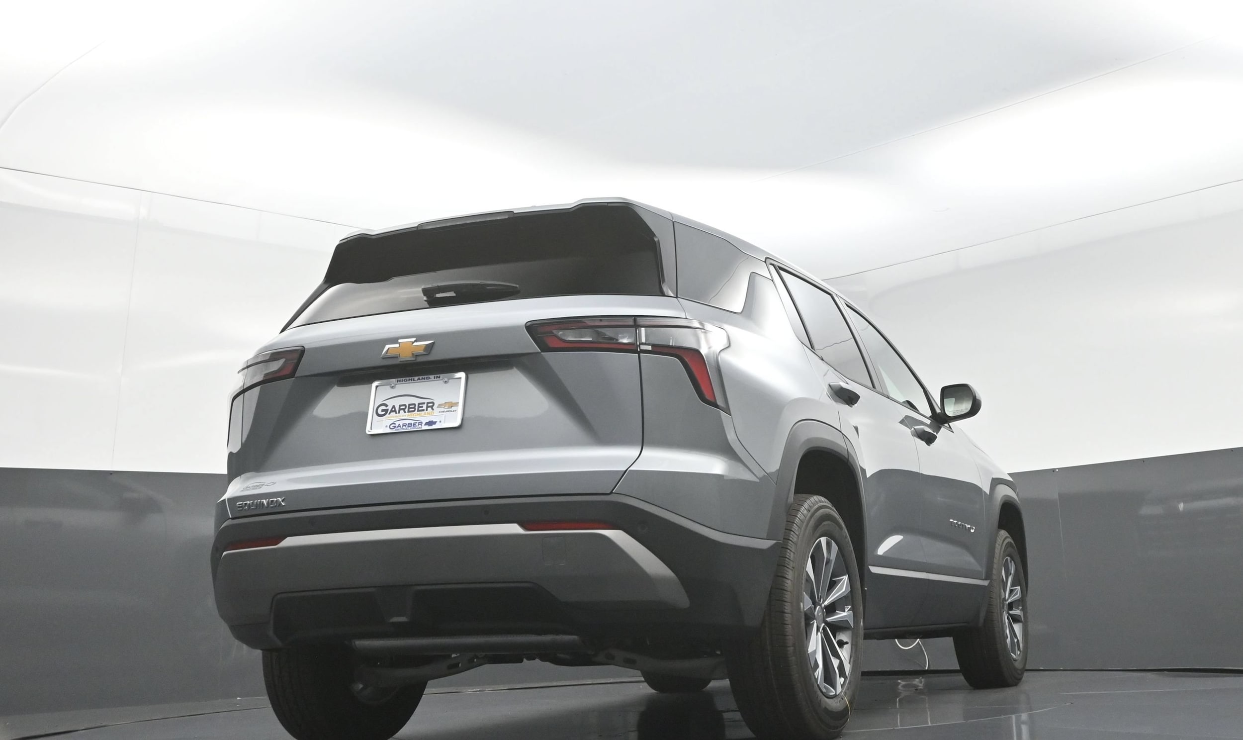 2027 Chevrolet Equinox LT - Photo 12