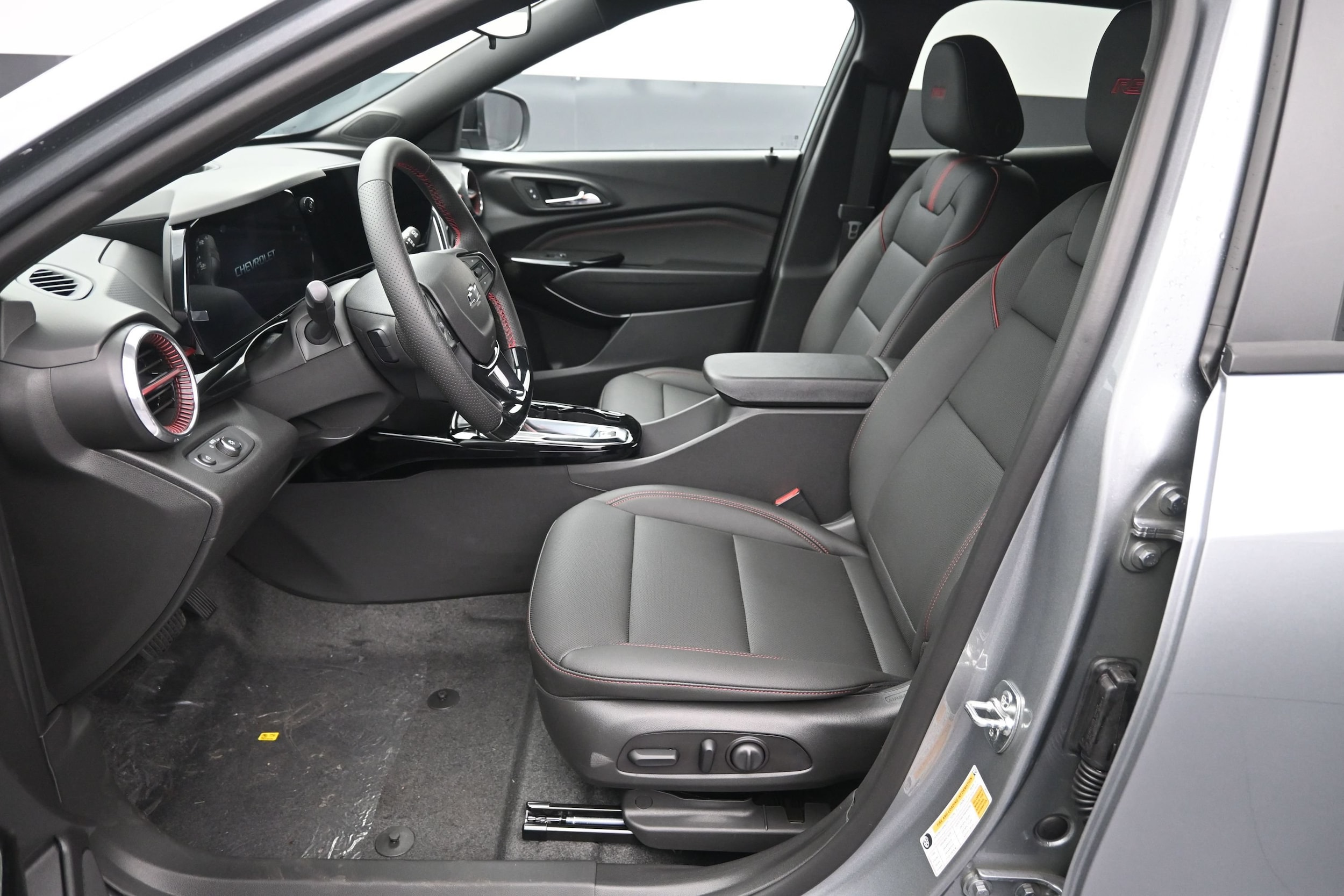 2026 Chevrolet Trax RS - Photo 19
