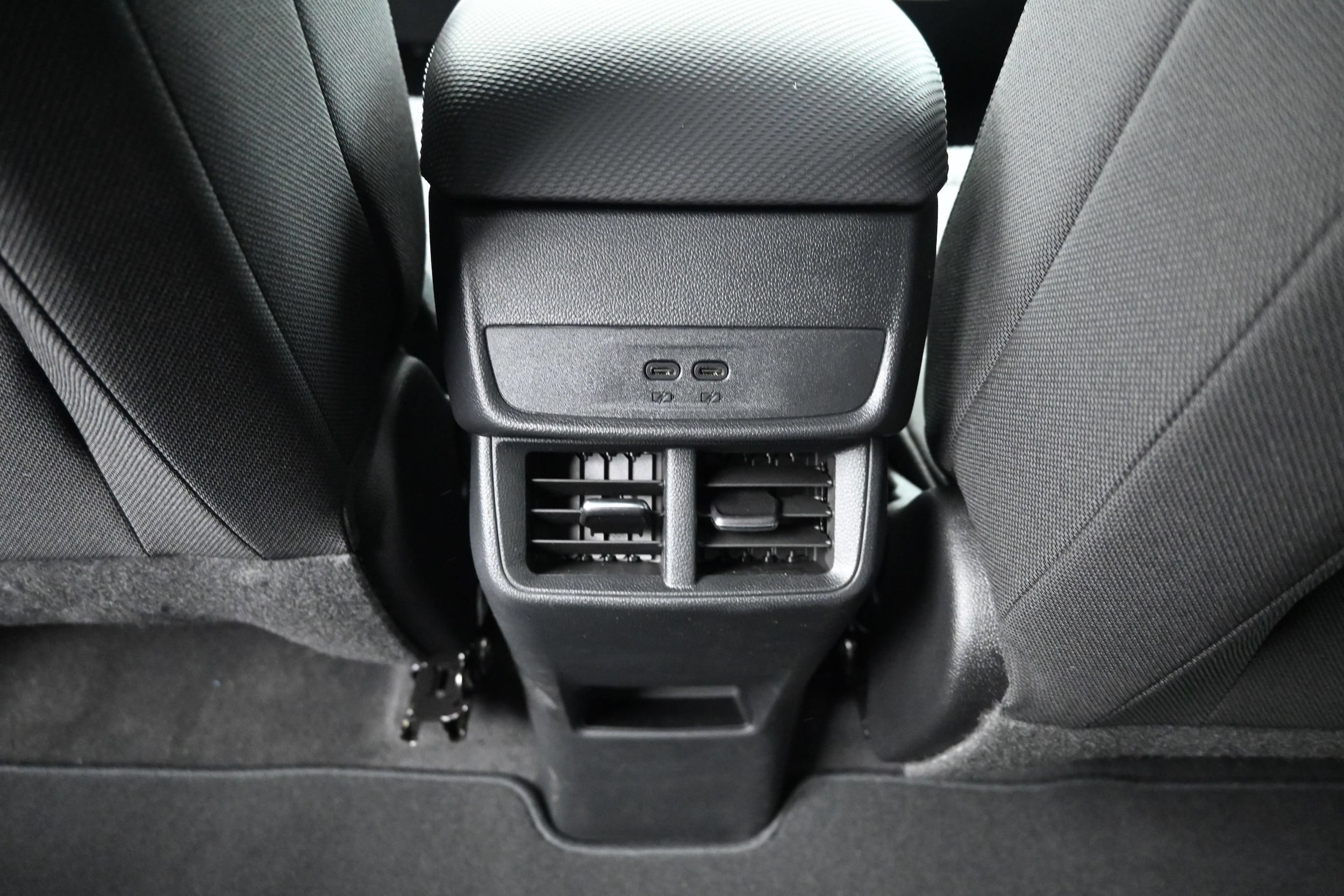 2027 Chevrolet Equinox LT - Photo 46