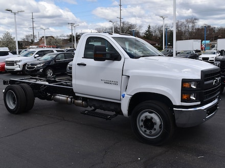 2024 Chevrolet Silverado 5500 HD Work Truck Truck