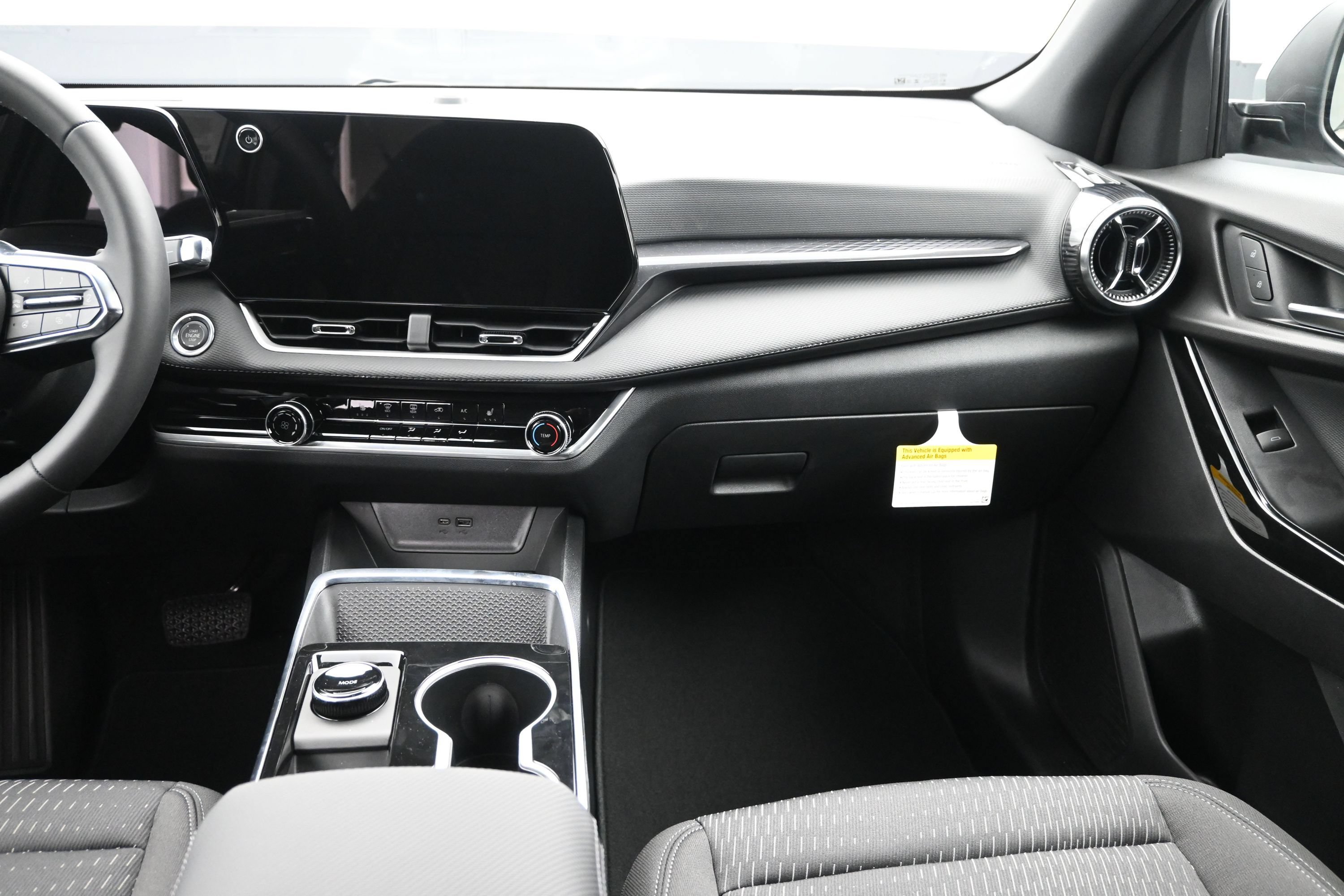 2027 Chevrolet Equinox LT - Photo 18