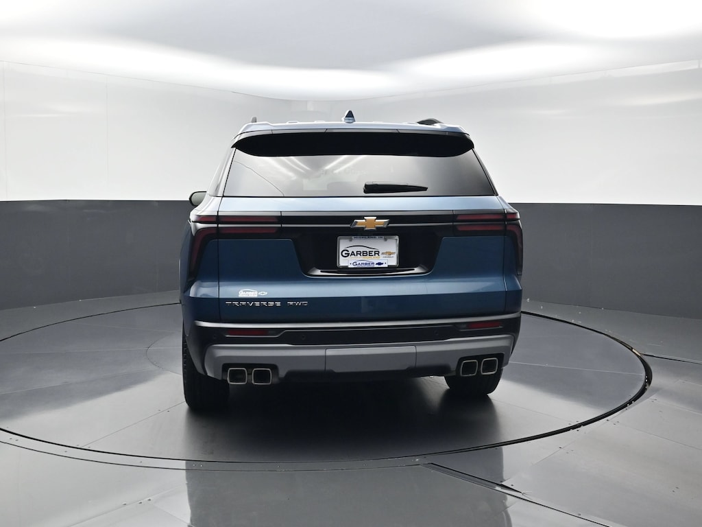 Used 2026 Chevrolet Traverse LT SUV