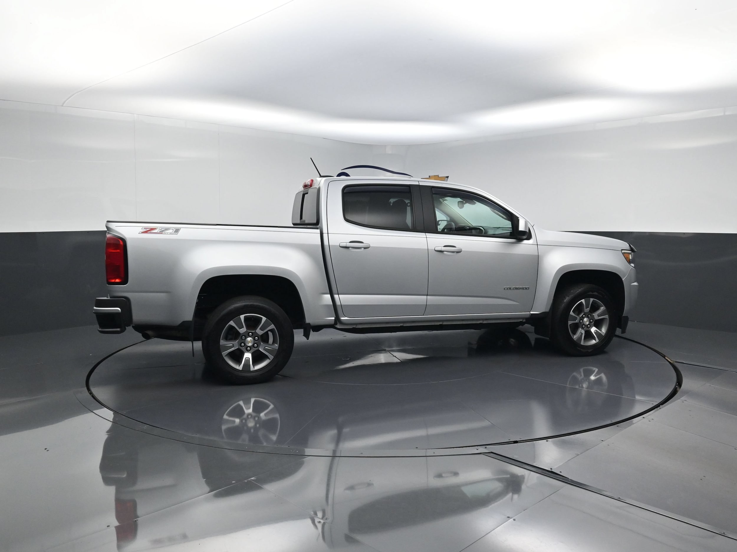 Used 2016 Chevrolet Colorado Z71 with VIN 1GCGTDE31G1163602 for sale in Highland, IN