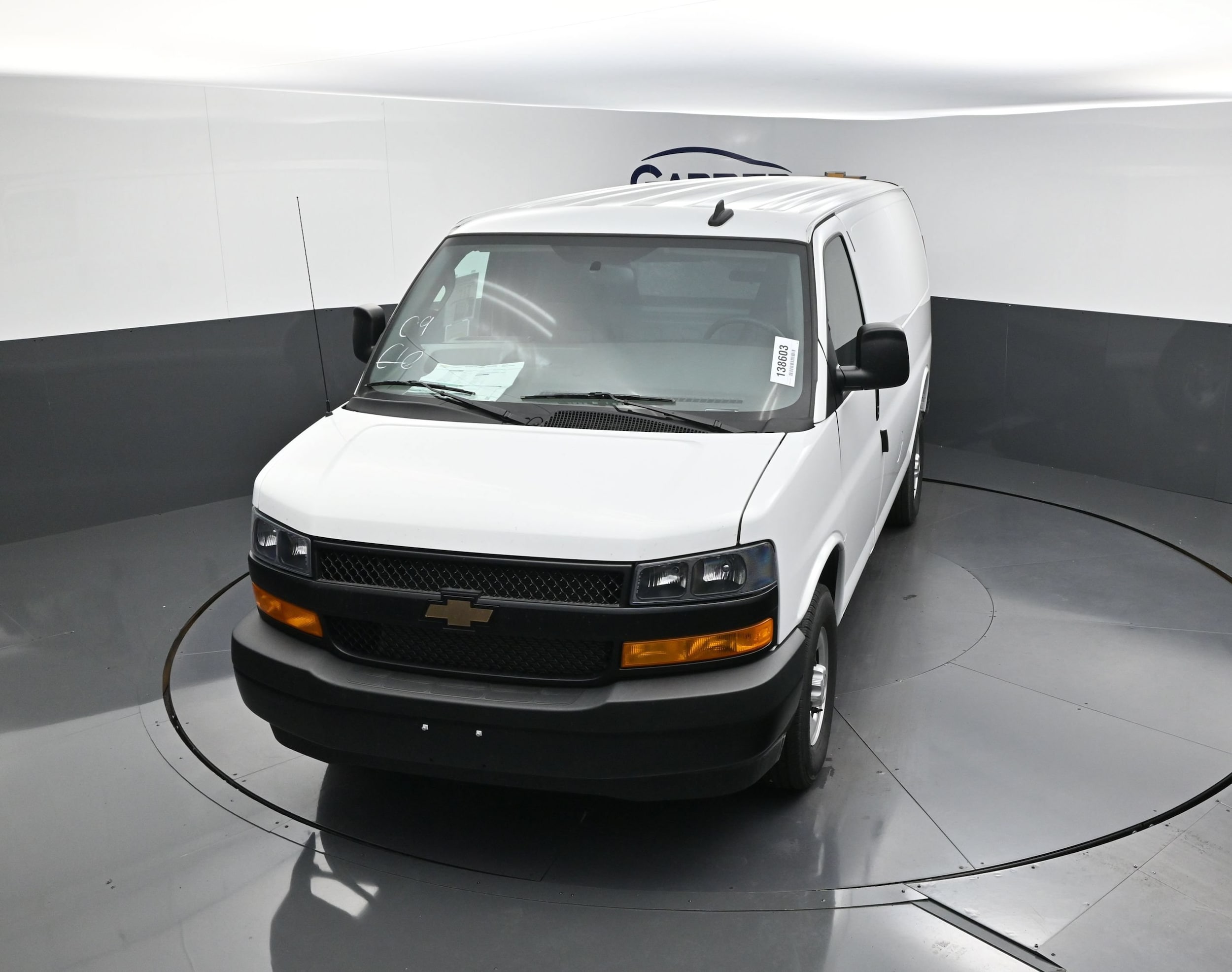2025 Chevrolet Express Cargo Work Van - Photo 16