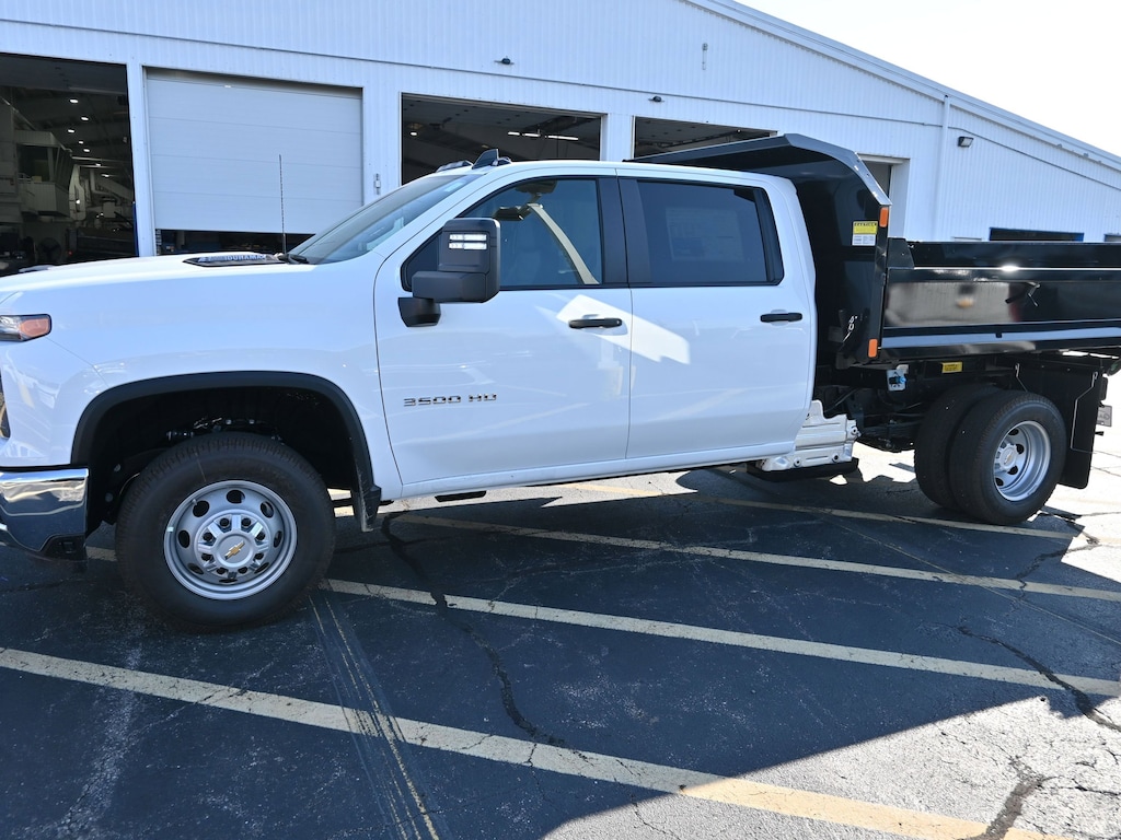 New 2025 Chevrolet Silverado 3500 HD Chassis Cab Work Truck Truck