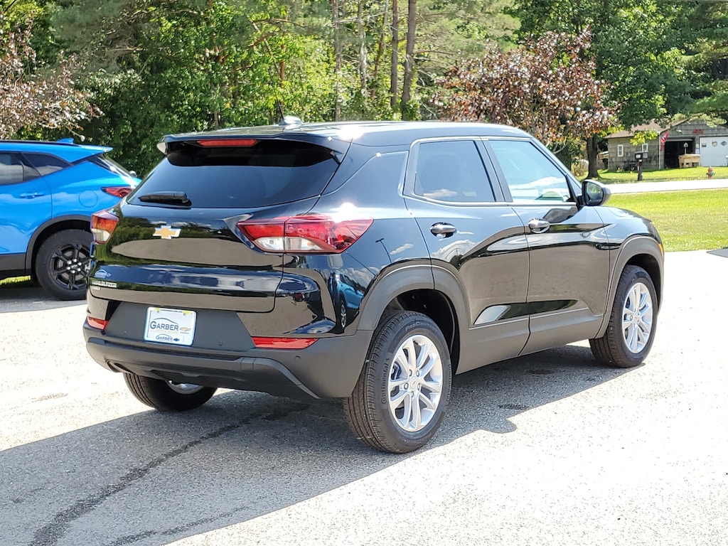 New 2026 Chevrolet Trailblazer LS SUV