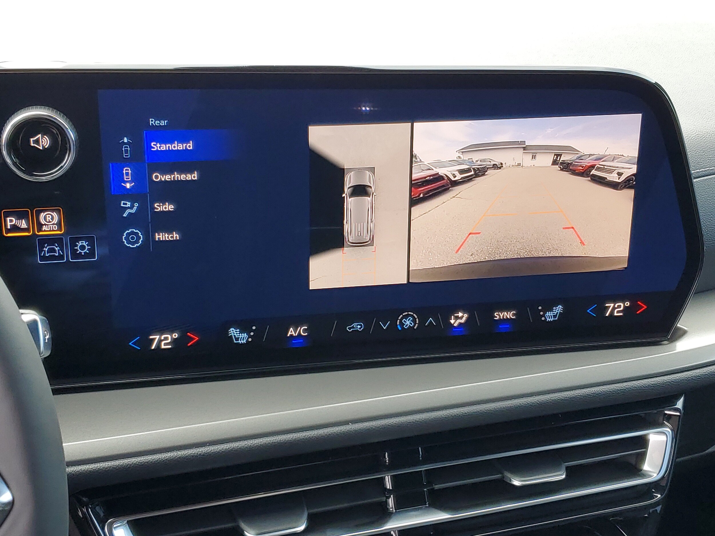2027 Chevrolet Traverse LT - Photo 15
