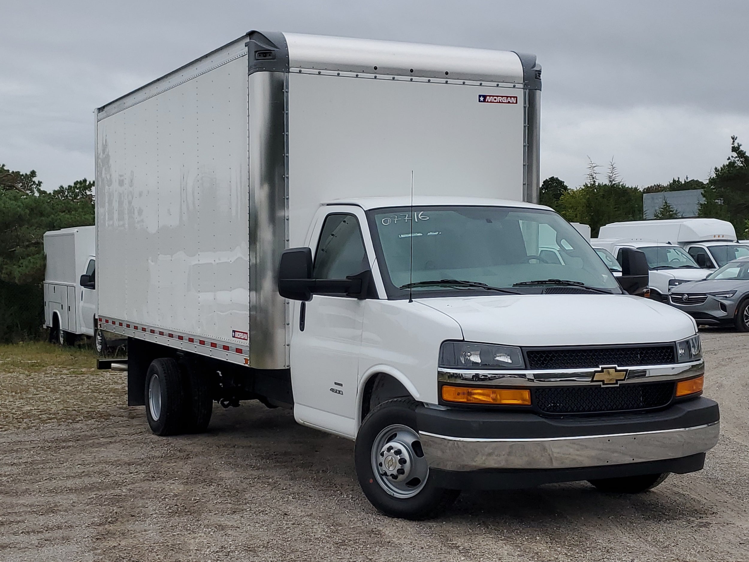 2026 Chevrolet Express Cutaway Base