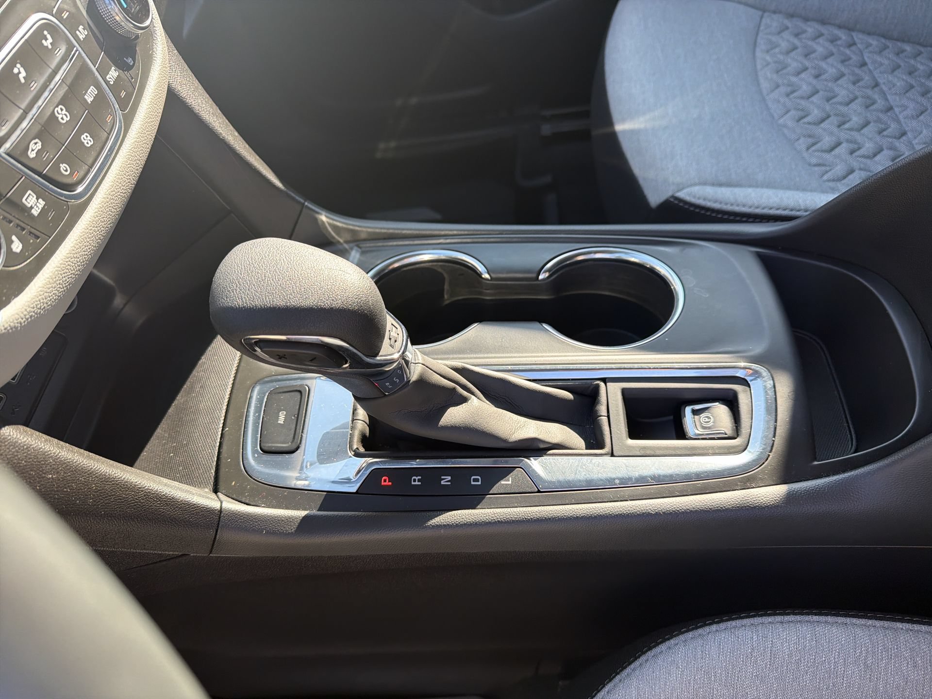 2023 Chevrolet Equinox LT - Photo 29