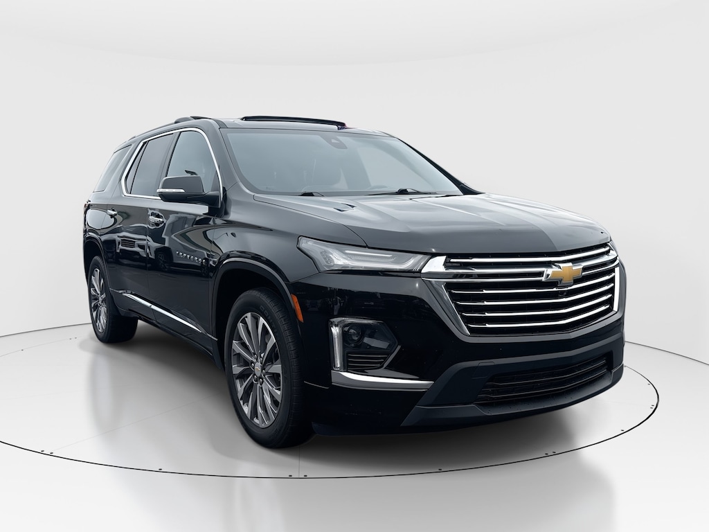 Used 2023 Chevrolet Traverse Premier SUV