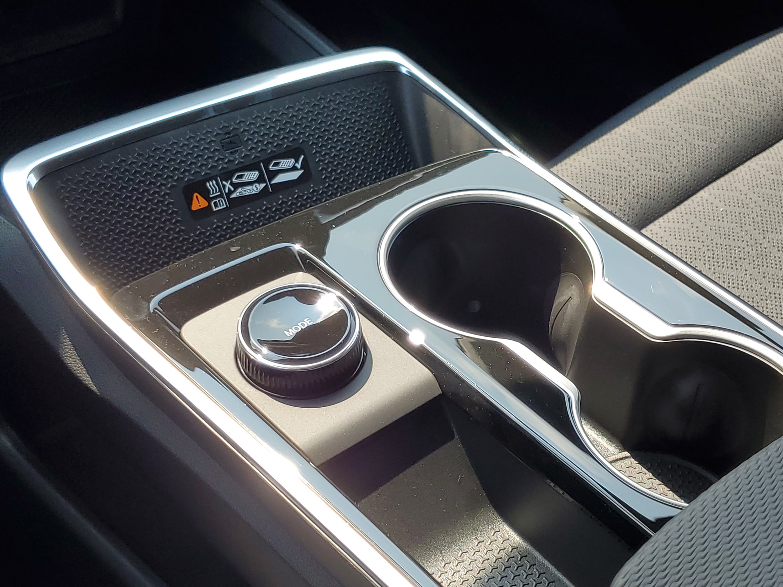2027 Chevrolet Equinox LT - Photo 18