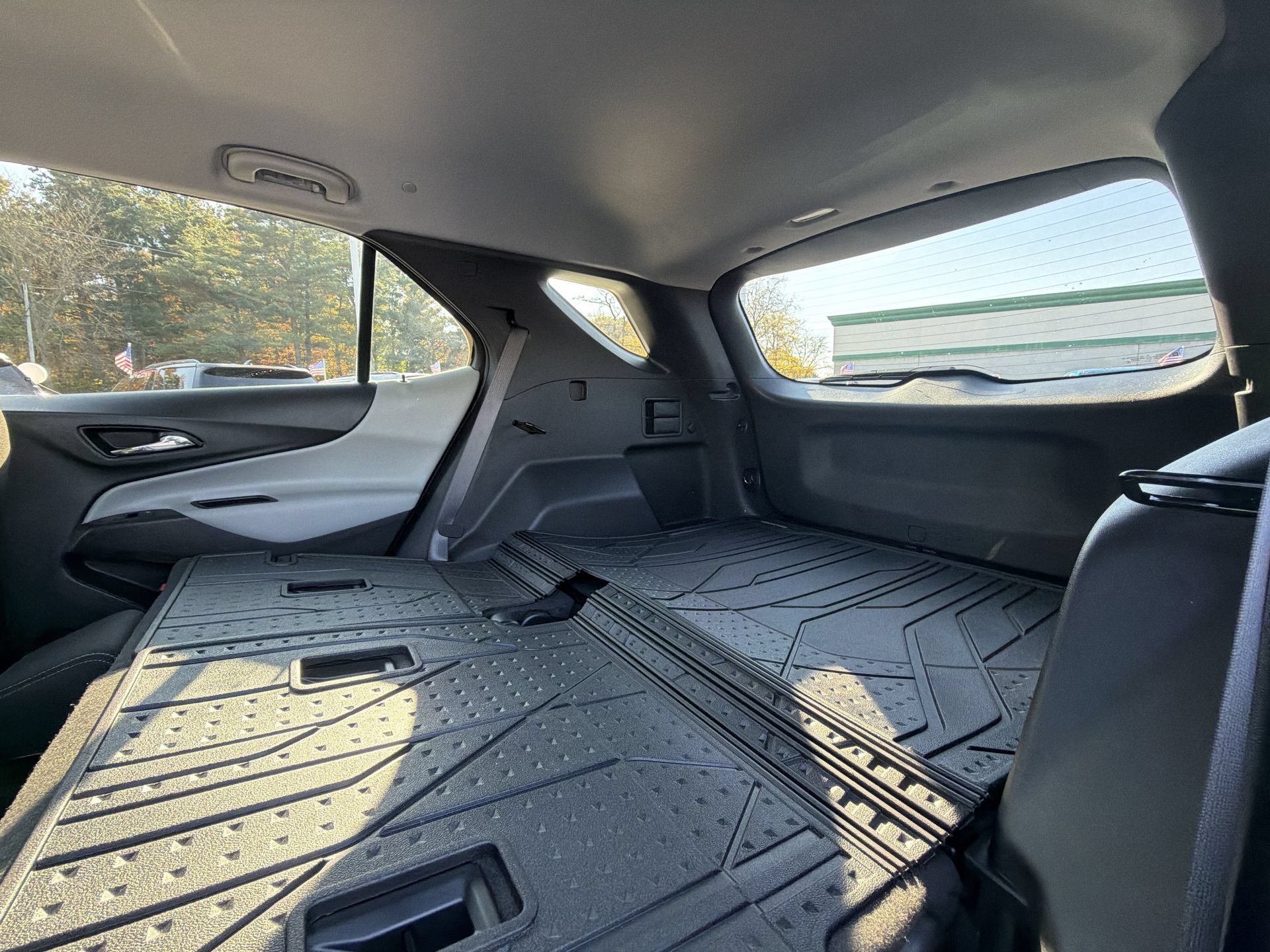 2023 Chevrolet Equinox LT - Photo 33