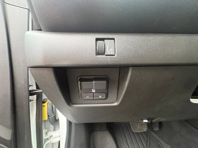 2023 Chevrolet Colorado Work Truck - Photo 15