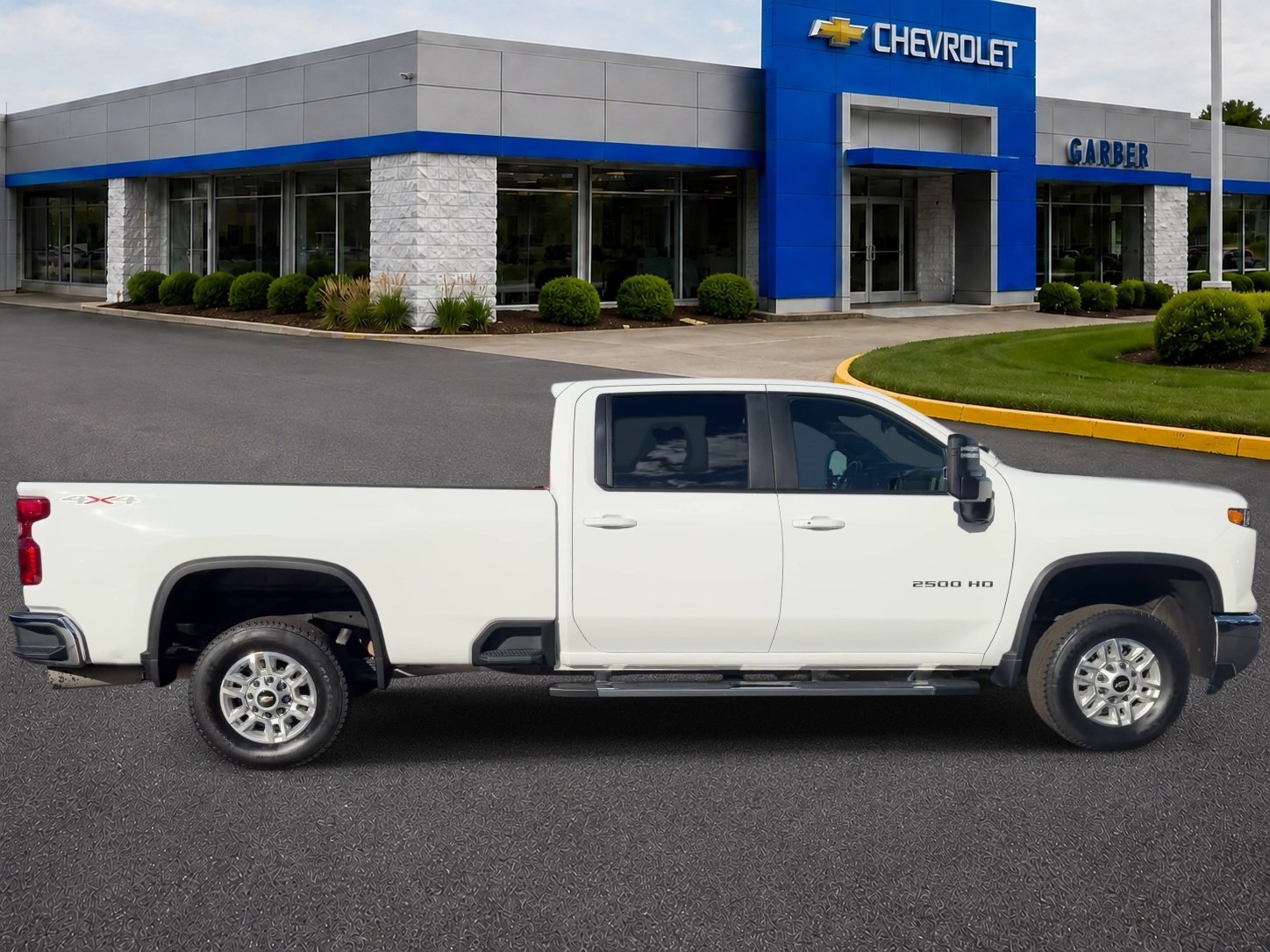 2025 Chevrolet Silverado 2500HD LT - Photo 9