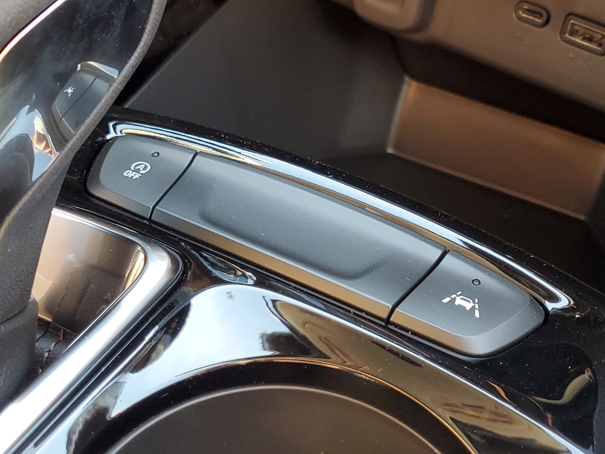 2026 Chevrolet Trax LT - Photo 18