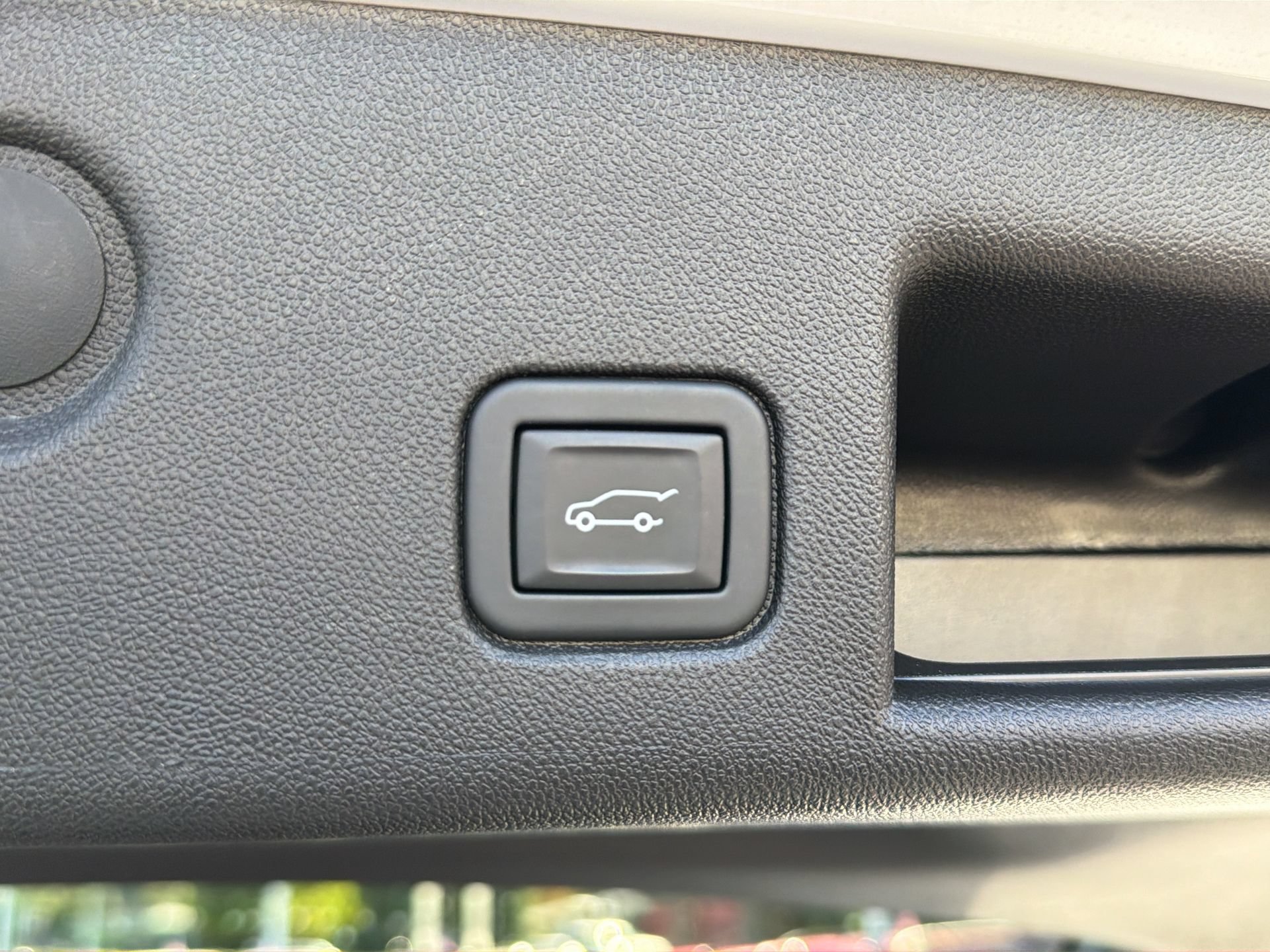 2024 Chevrolet Equinox LT - Photo 13