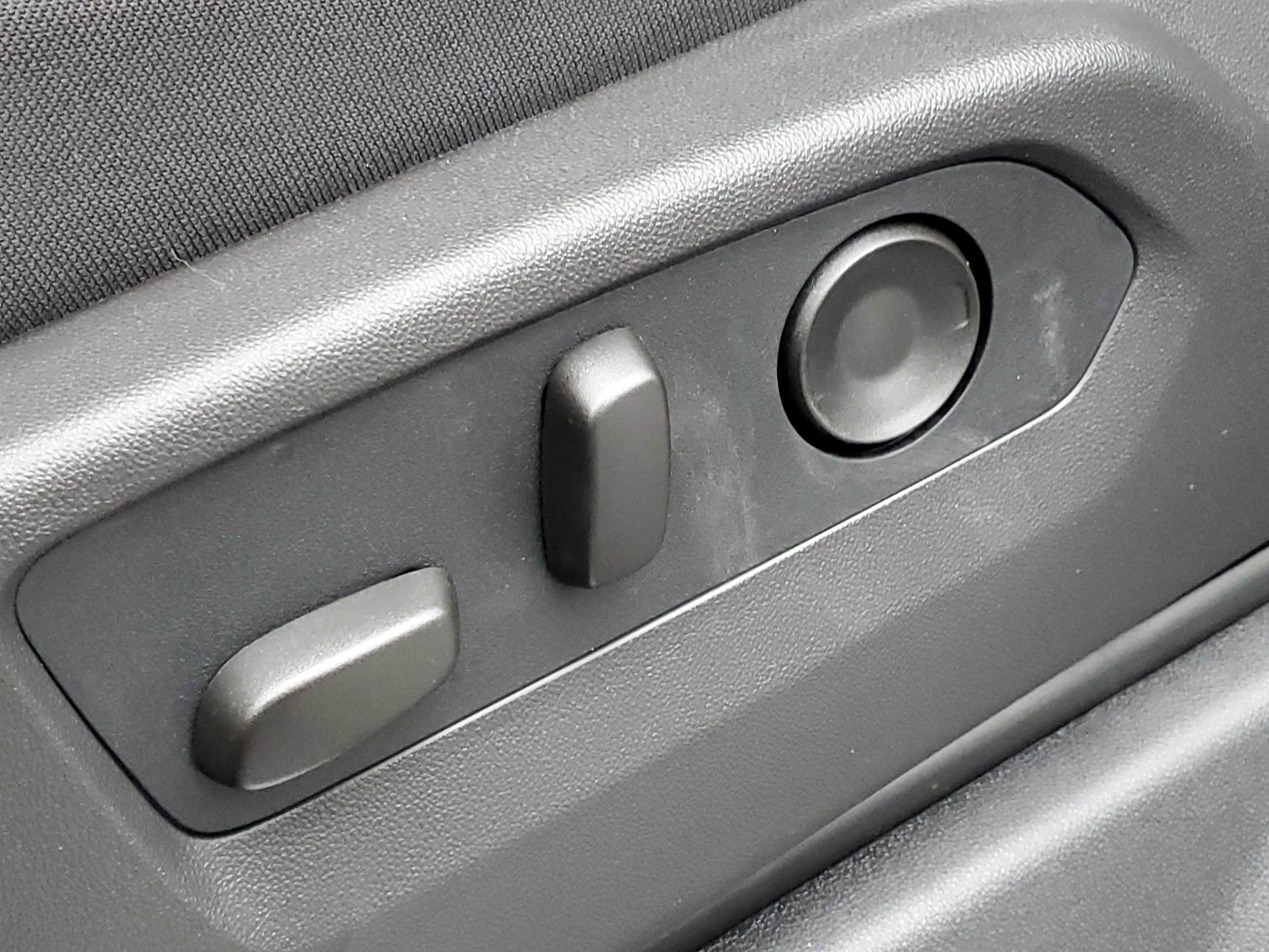 2026 Chevrolet Silverado 1500 LT - Photo 6