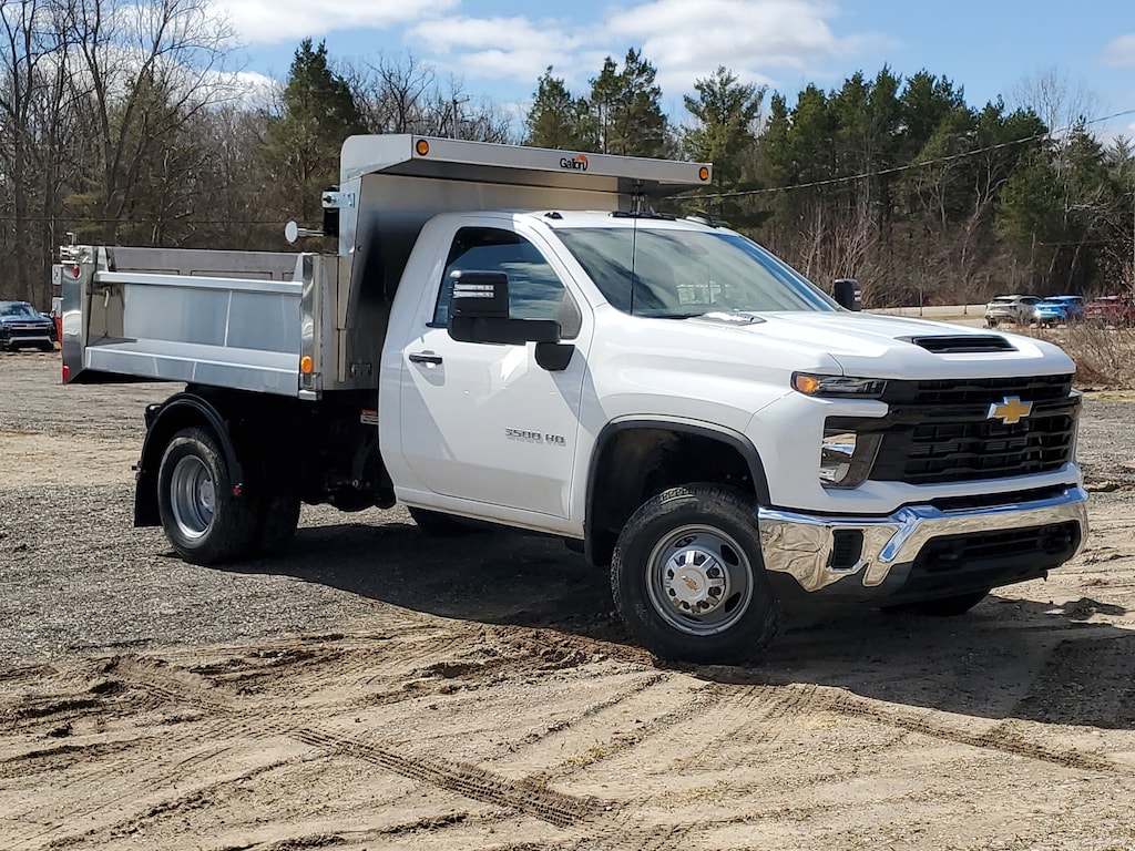 New 2025 Chevrolet Silverado 3500 HD Chassis Cab Work Truck Truck