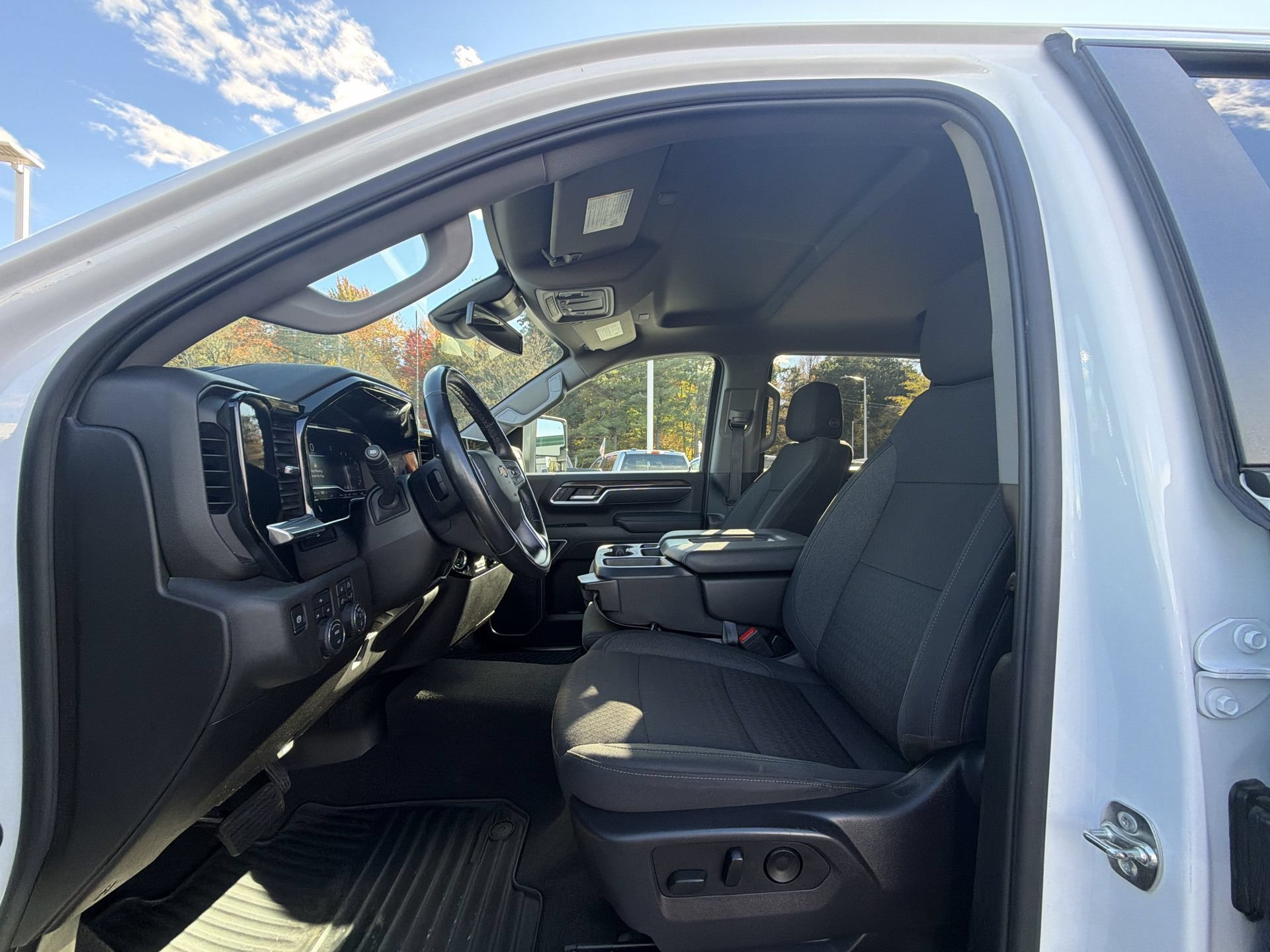 2025 Chevrolet Silverado 2500HD LT - Photo 13