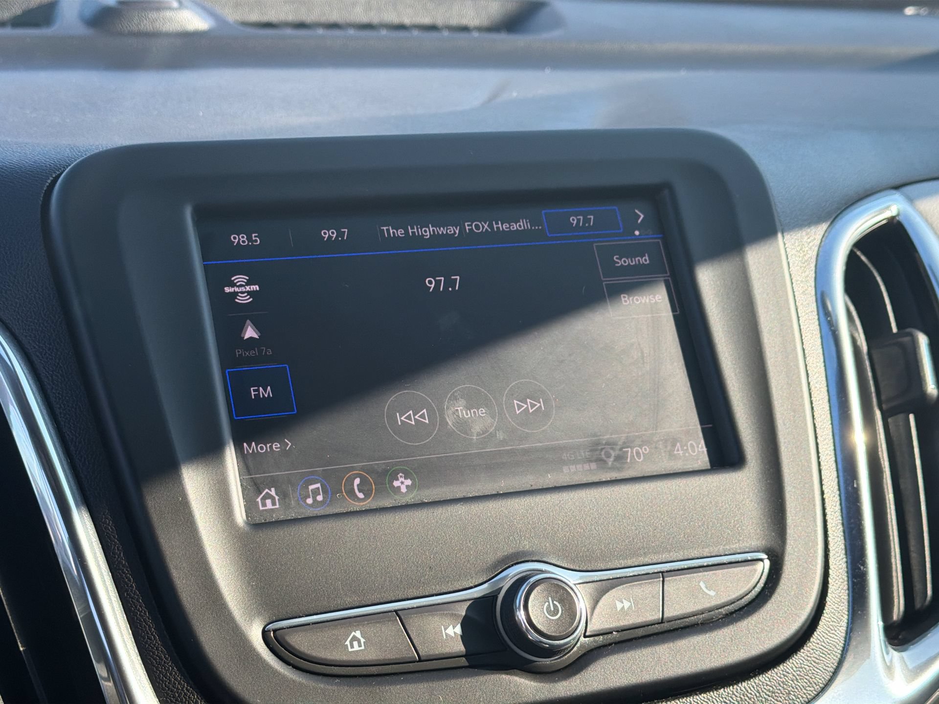 2023 Chevrolet Equinox LT - Photo 24