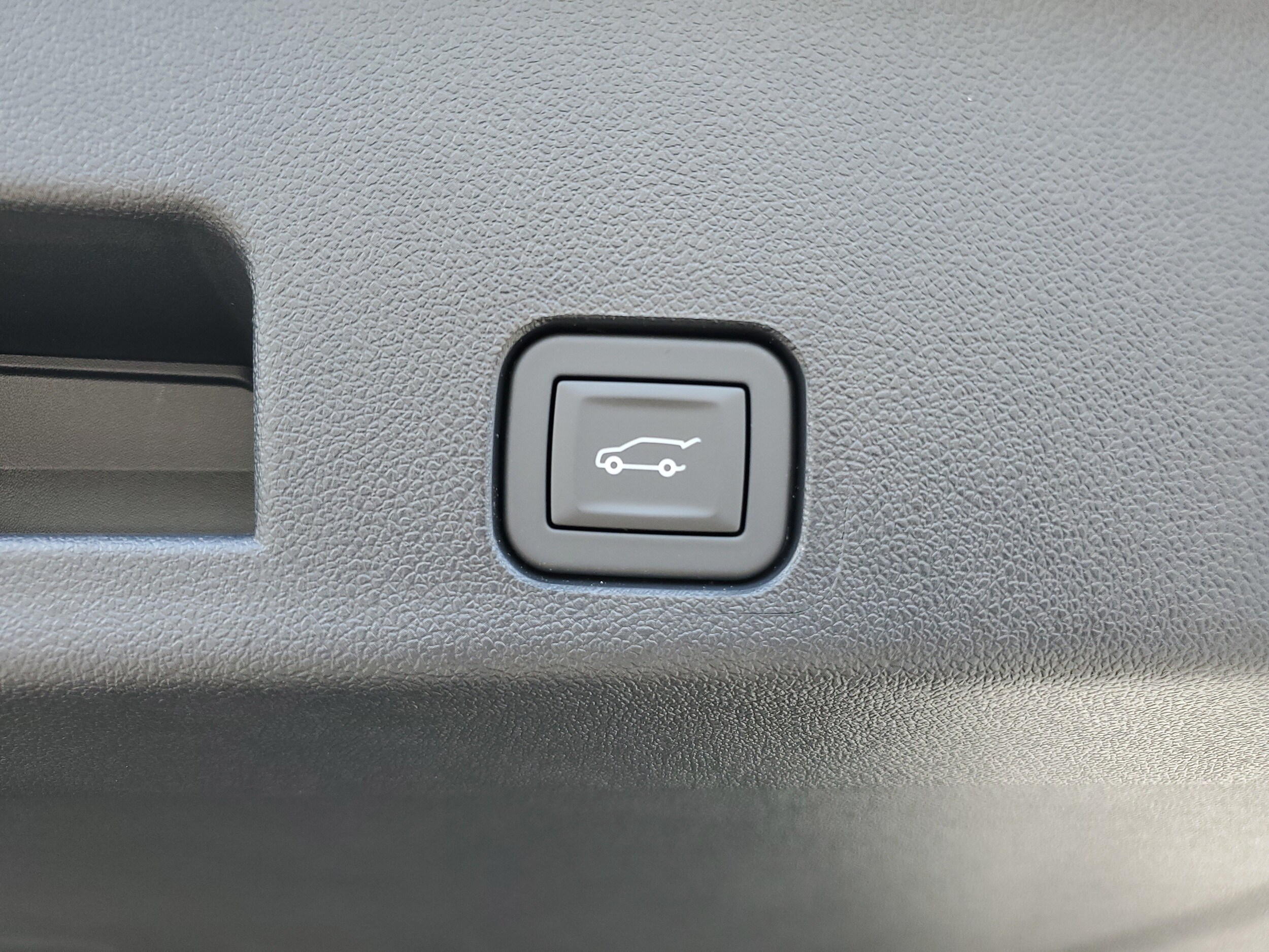 2027 Chevrolet Traverse LT - Photo 27