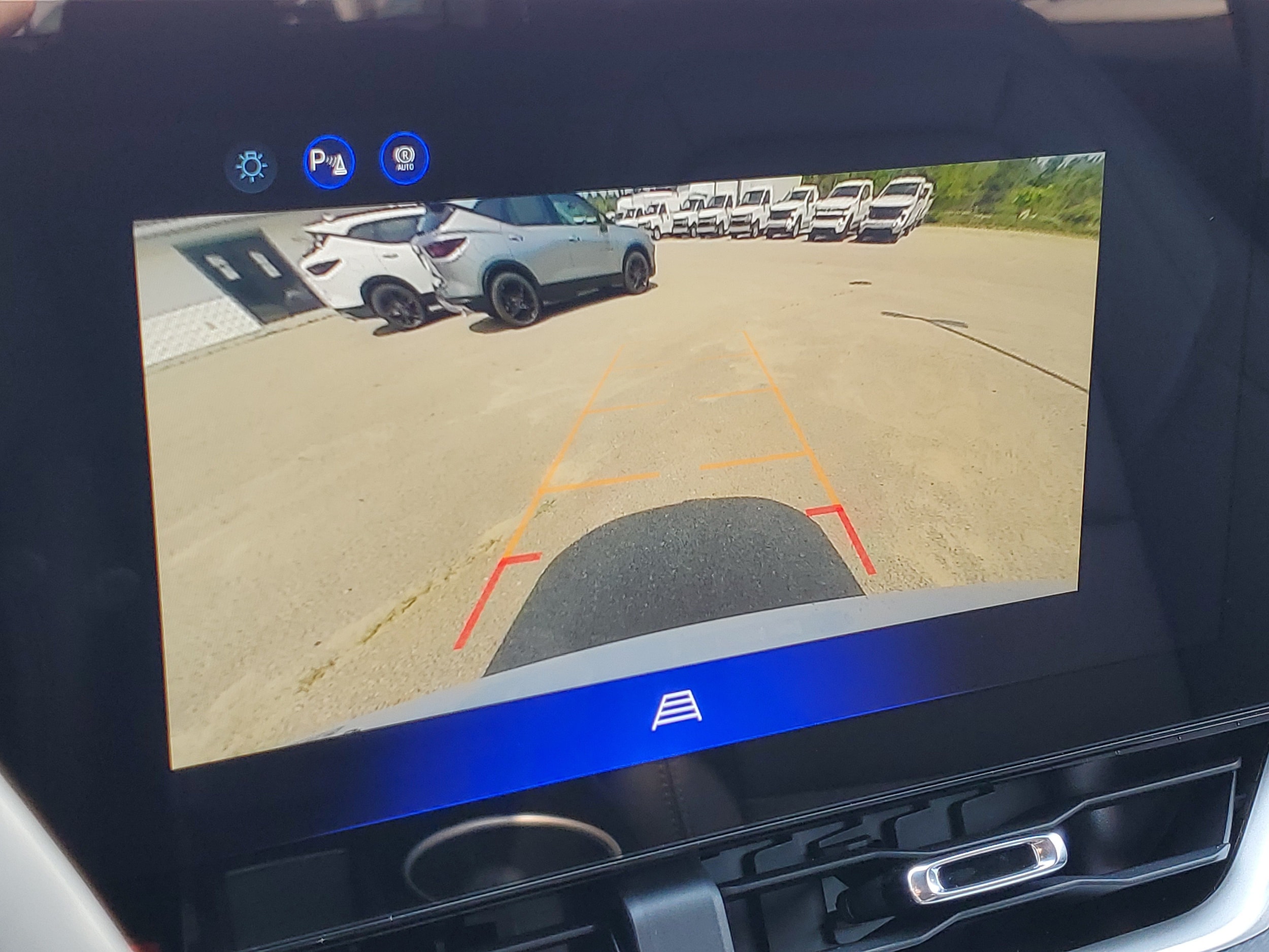 2027 Chevrolet Equinox LT - Photo 16
