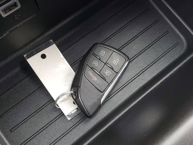 2024 GMC Yukon SLE - Photo 18