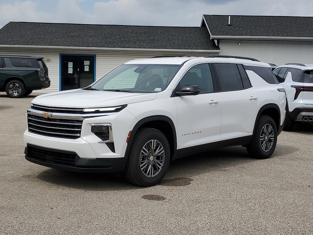 New 2027 Chevrolet Traverse LT SUV