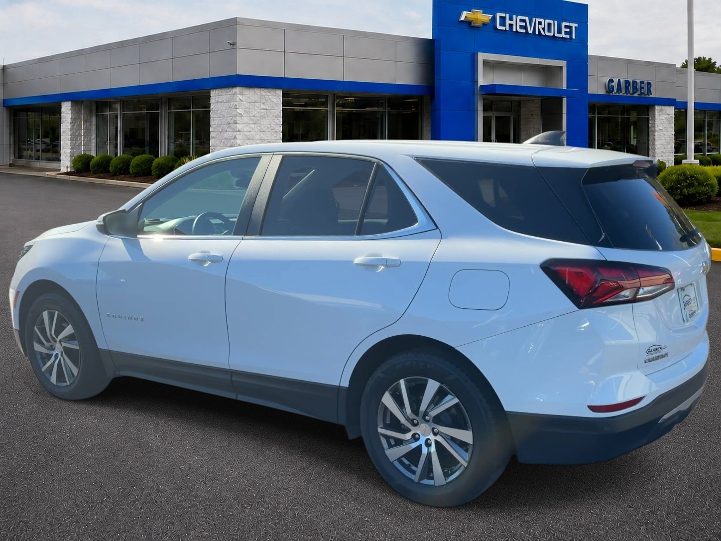 2024 Chevrolet Equinox LT - Photo 6