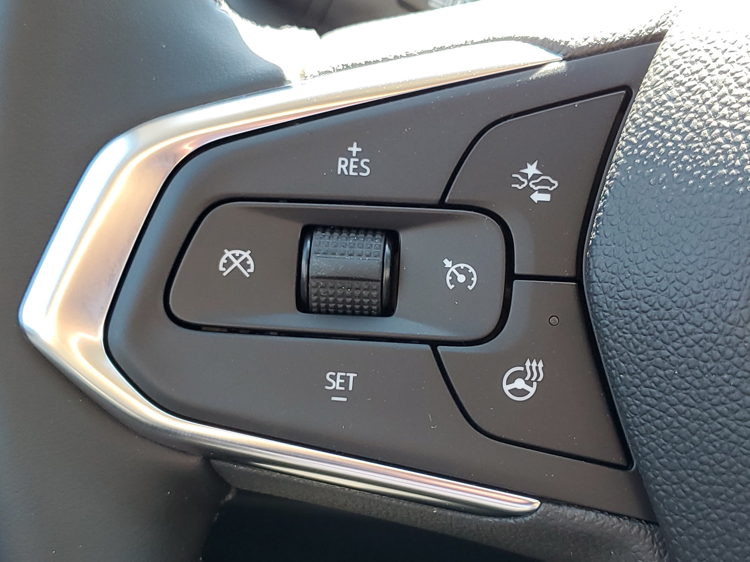 2026 Chevrolet Trax LT - Photo 11