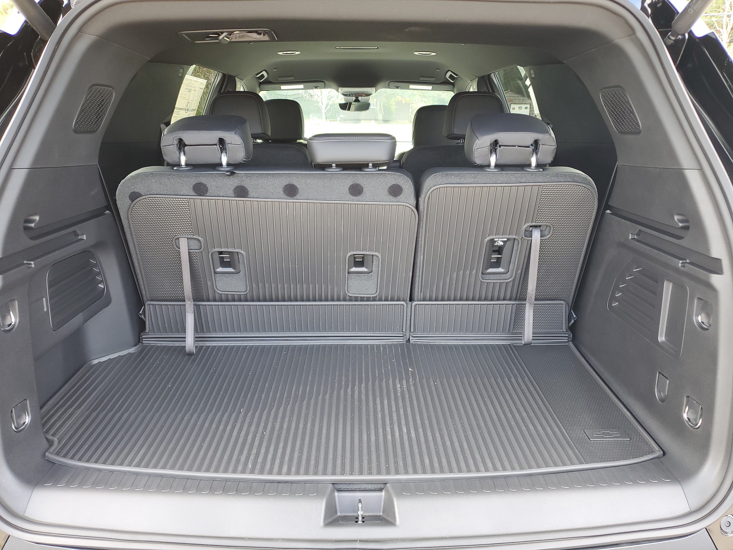 2027 Chevrolet Traverse LT - Photo 26