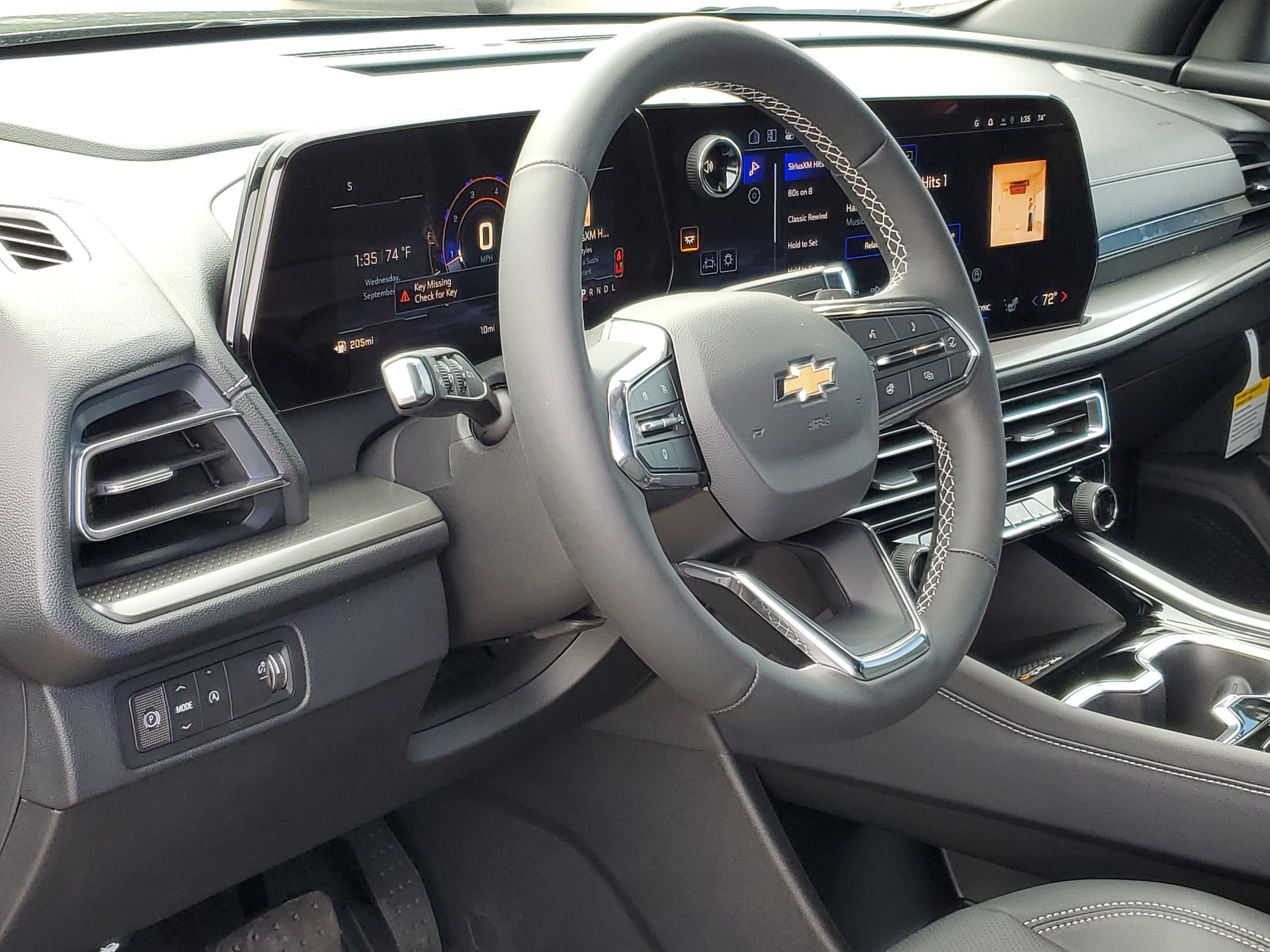 2027 Chevrolet Traverse LT - Photo 6